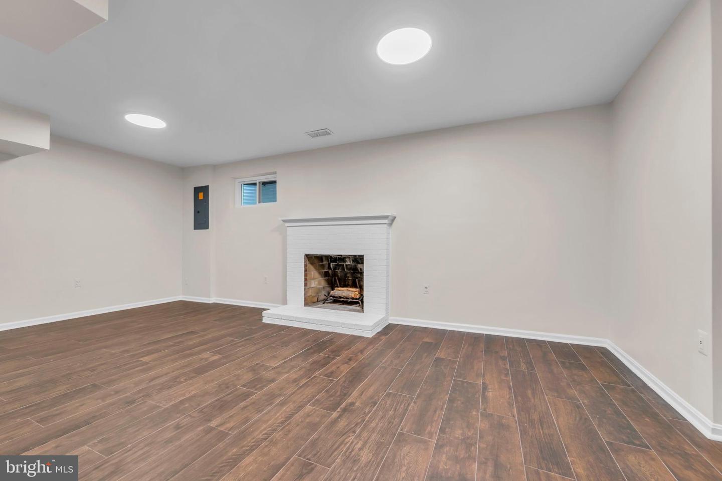 2757 CARTER FARM CT, ALEXANDRIA, Virginia 22306, 3 Bedrooms Bedrooms, 10 Rooms Rooms,3 BathroomsBathrooms,Residential,For sale,2757 CARTER FARM CT,VAFX2273094 MLS # VAFX2273094 2757 CARTER FARM CT, ALEXANDRIA, Virginia 22306, 3 Bedrooms Bedrooms, 10 Rooms Rooms,3 BathroomsBathrooms,Residential,For sale,2757 CARTER FARM CT,VAFX2273094 MLS # VAFX2273094