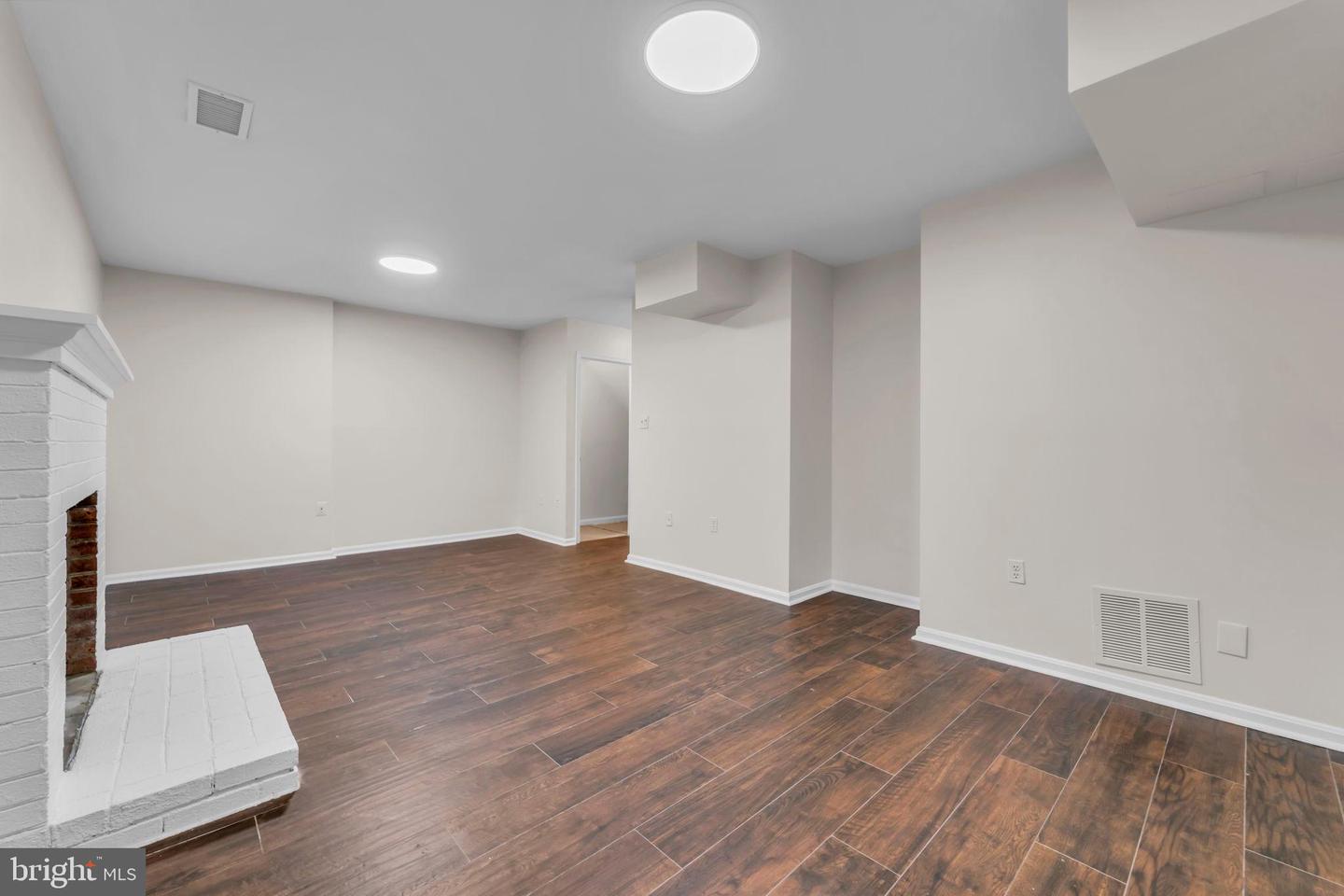 2757 CARTER FARM CT, ALEXANDRIA, Virginia 22306, 3 Bedrooms Bedrooms, 10 Rooms Rooms,3 BathroomsBathrooms,Residential,For sale,2757 CARTER FARM CT,VAFX2273094 MLS # VAFX2273094 2757 CARTER FARM CT, ALEXANDRIA, Virginia 22306, 3 Bedrooms Bedrooms, 10 Rooms Rooms,3 BathroomsBathrooms,Residential,For sale,2757 CARTER FARM CT,VAFX2273094 MLS # VAFX2273094