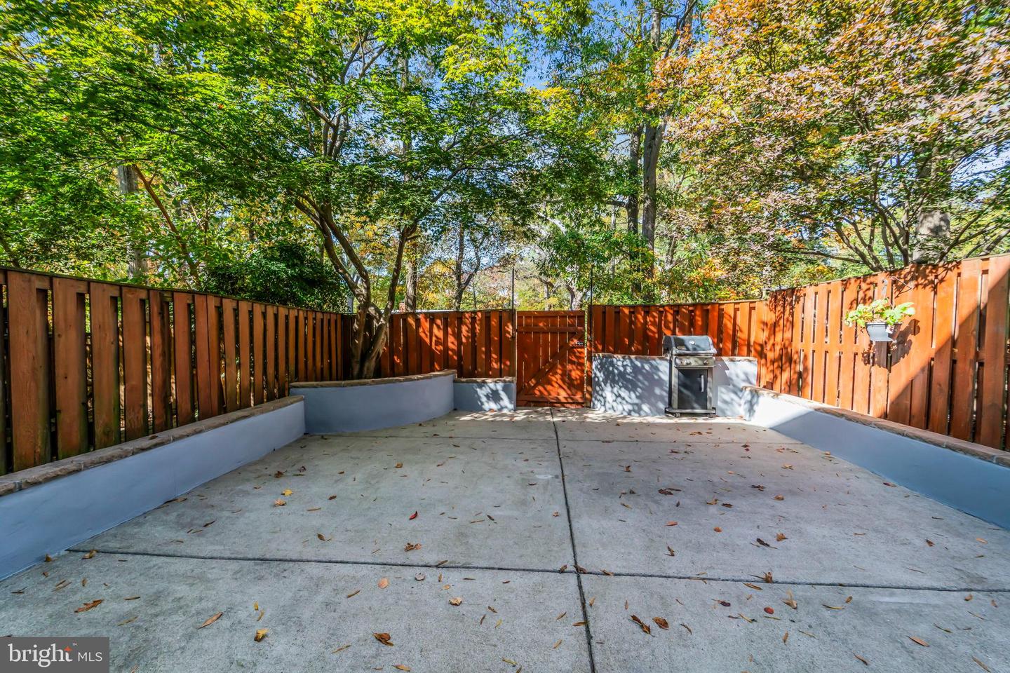 2757 CARTER FARM CT, ALEXANDRIA, Virginia 22306, 3 Bedrooms Bedrooms, 10 Rooms Rooms,3 BathroomsBathrooms,Residential,For sale,2757 CARTER FARM CT,VAFX2273094 MLS # VAFX2273094 2757 CARTER FARM CT, ALEXANDRIA, Virginia 22306, 3 Bedrooms Bedrooms, 10 Rooms Rooms,3 BathroomsBathrooms,Residential,For sale,2757 CARTER FARM CT,VAFX2273094 MLS # VAFX2273094