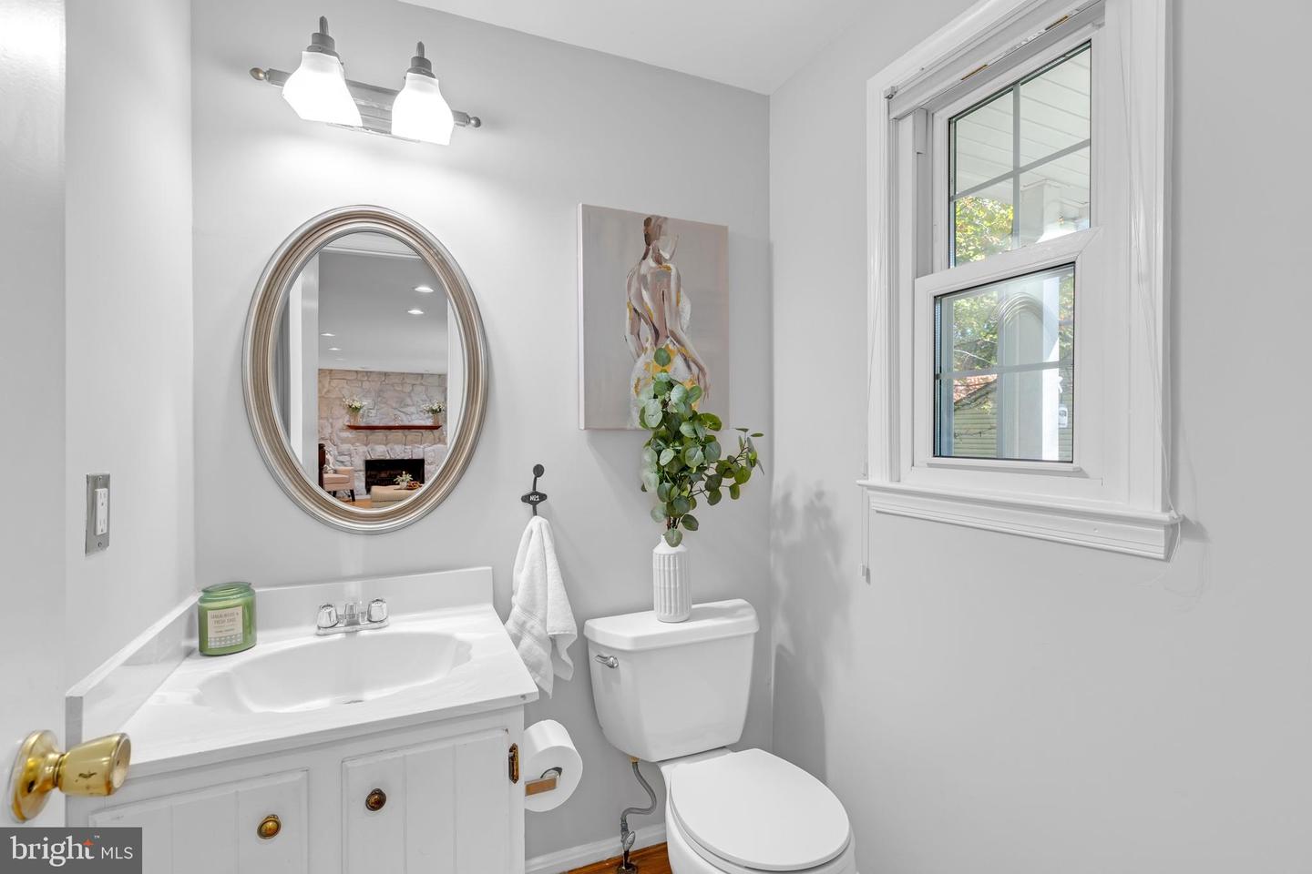 5947 NEW ENGLAND WOODS DR, BURKE, Virginia 22015, 4 Bedrooms Bedrooms, ,2 BathroomsBathrooms,Residential,For sale,5947 NEW ENGLAND WOODS DR,VAFX2273234 MLS # VAFX2273234 5947 NEW ENGLAND WOODS DR, BURKE, Virginia 22015, 4 Bedrooms Bedrooms, ,2 BathroomsBathrooms,Residential,For sale,5947 NEW ENGLAND WOODS DR,VAFX2273234 MLS # VAFX2273234