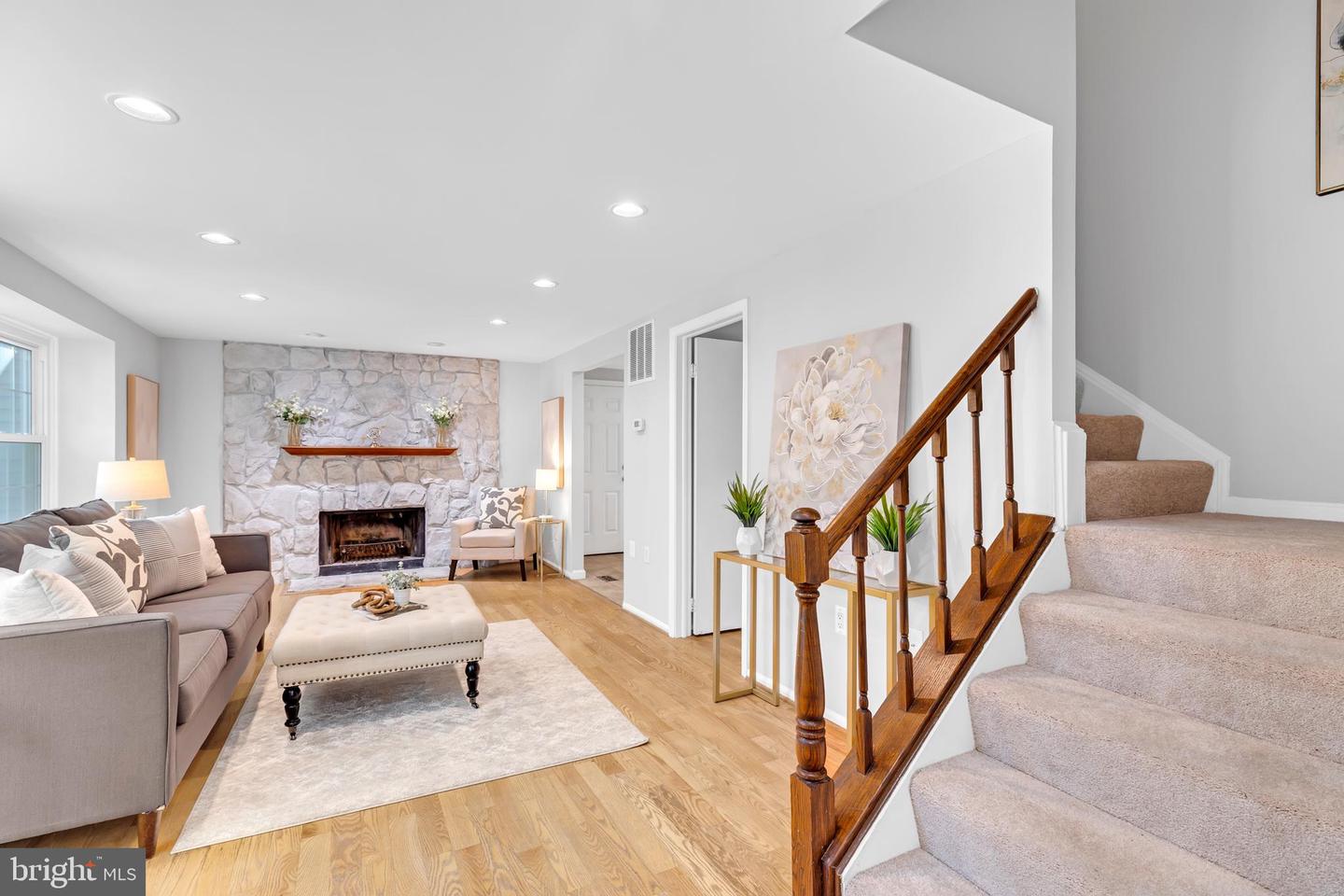 5947 NEW ENGLAND WOODS DR, BURKE, Virginia 22015, 4 Bedrooms Bedrooms, ,2 BathroomsBathrooms,Residential,For sale,5947 NEW ENGLAND WOODS DR,VAFX2273234 MLS # VAFX2273234 5947 NEW ENGLAND WOODS DR, BURKE, Virginia 22015, 4 Bedrooms Bedrooms, ,2 BathroomsBathrooms,Residential,For sale,5947 NEW ENGLAND WOODS DR,VAFX2273234 MLS # VAFX2273234