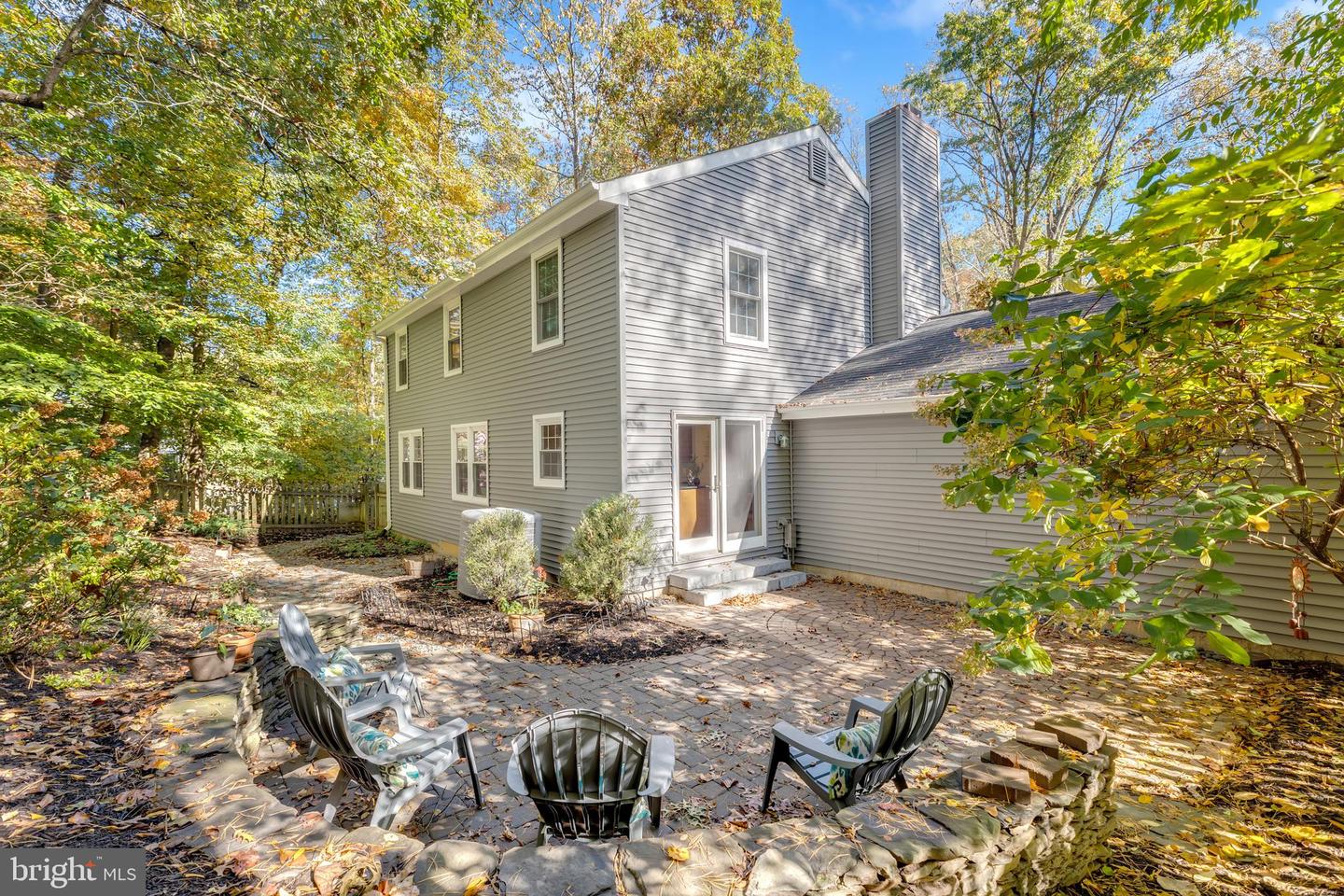 5947 NEW ENGLAND WOODS DR, BURKE, Virginia 22015, 4 Bedrooms Bedrooms, ,2 BathroomsBathrooms,Residential,For sale,5947 NEW ENGLAND WOODS DR,VAFX2273234 MLS # VAFX2273234 5947 NEW ENGLAND WOODS DR, BURKE, Virginia 22015, 4 Bedrooms Bedrooms, ,2 BathroomsBathrooms,Residential,For sale,5947 NEW ENGLAND WOODS DR,VAFX2273234 MLS # VAFX2273234