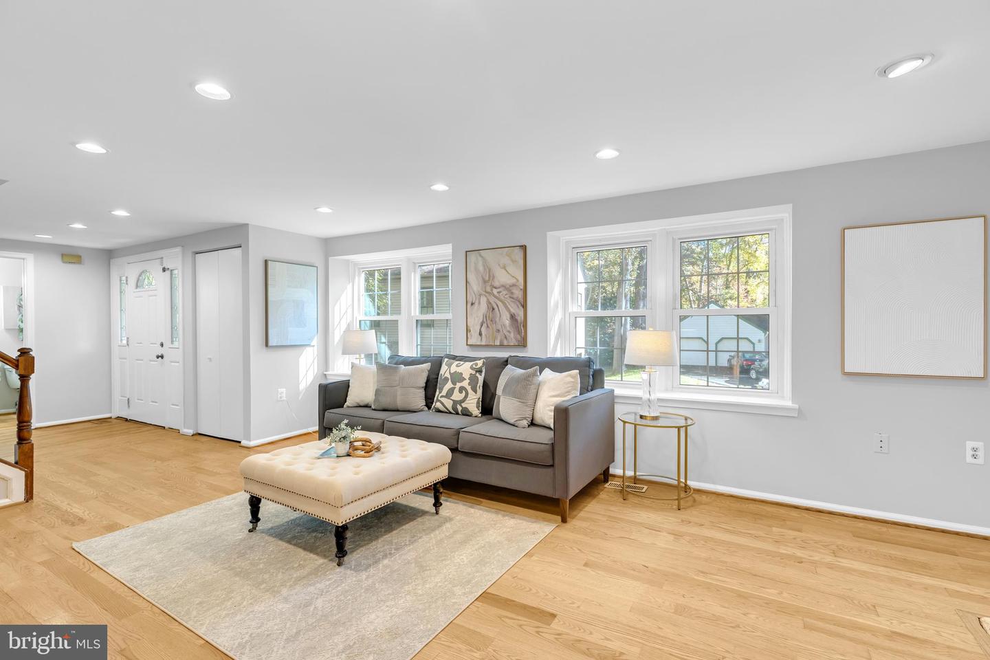 5947 NEW ENGLAND WOODS DR, BURKE, Virginia 22015, 4 Bedrooms Bedrooms, ,2 BathroomsBathrooms,Residential,For sale,5947 NEW ENGLAND WOODS DR,VAFX2273234 MLS # VAFX2273234 5947 NEW ENGLAND WOODS DR, BURKE, Virginia 22015, 4 Bedrooms Bedrooms, ,2 BathroomsBathrooms,Residential,For sale,5947 NEW ENGLAND WOODS DR,VAFX2273234 MLS # VAFX2273234