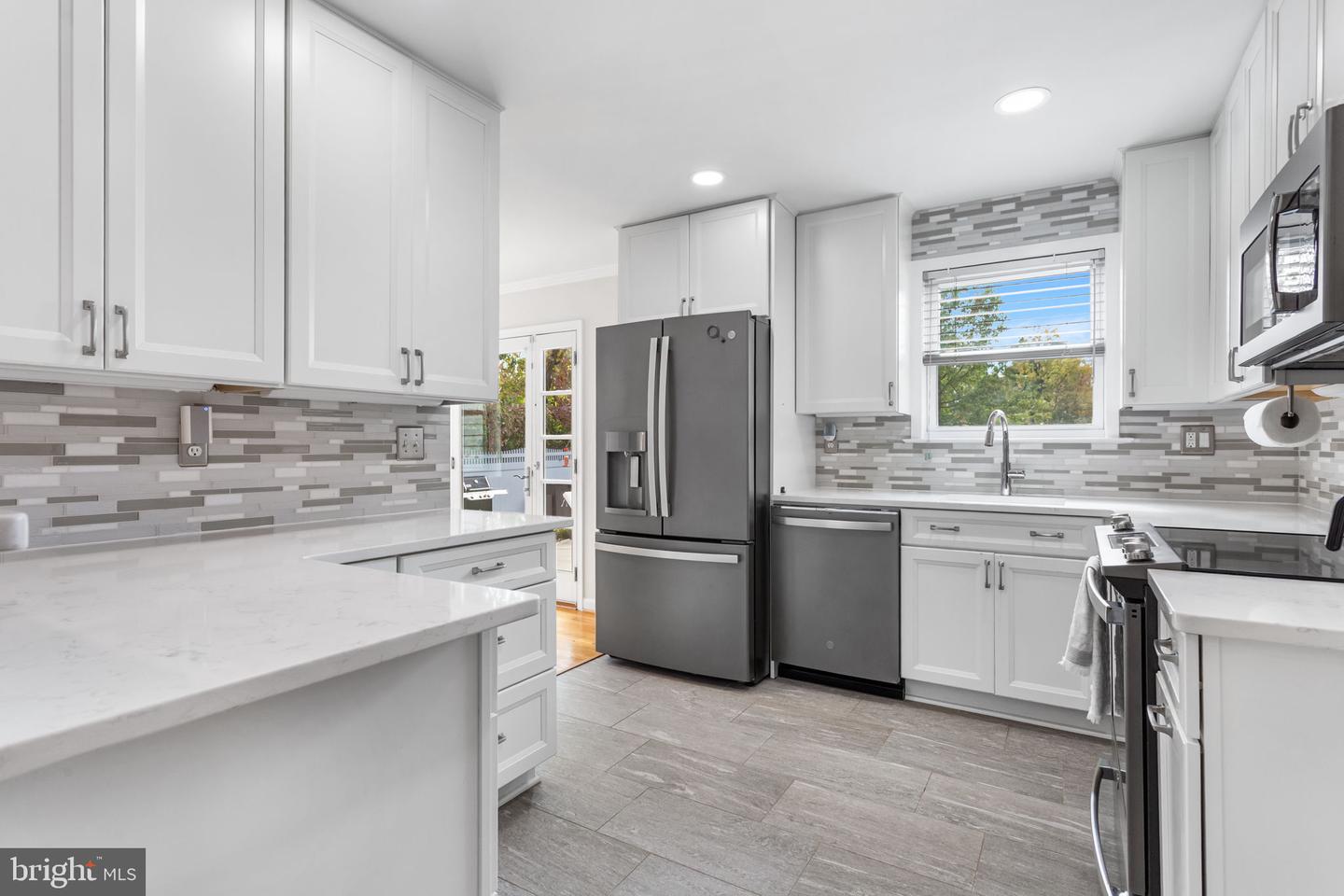 5336 TANEY AVE, ALEXANDRIA, Virginia 22304, 3 Bedrooms Bedrooms, ,2 BathroomsBathrooms,Residential,For sale,5336 TANEY AVE,VAAX2050514 MLS # VAAX2050514 5336 TANEY AVE, ALEXANDRIA, Virginia 22304, 3 Bedrooms Bedrooms, ,2 BathroomsBathrooms,Residential,For sale,5336 TANEY AVE,VAAX2050514 MLS # VAAX2050514
