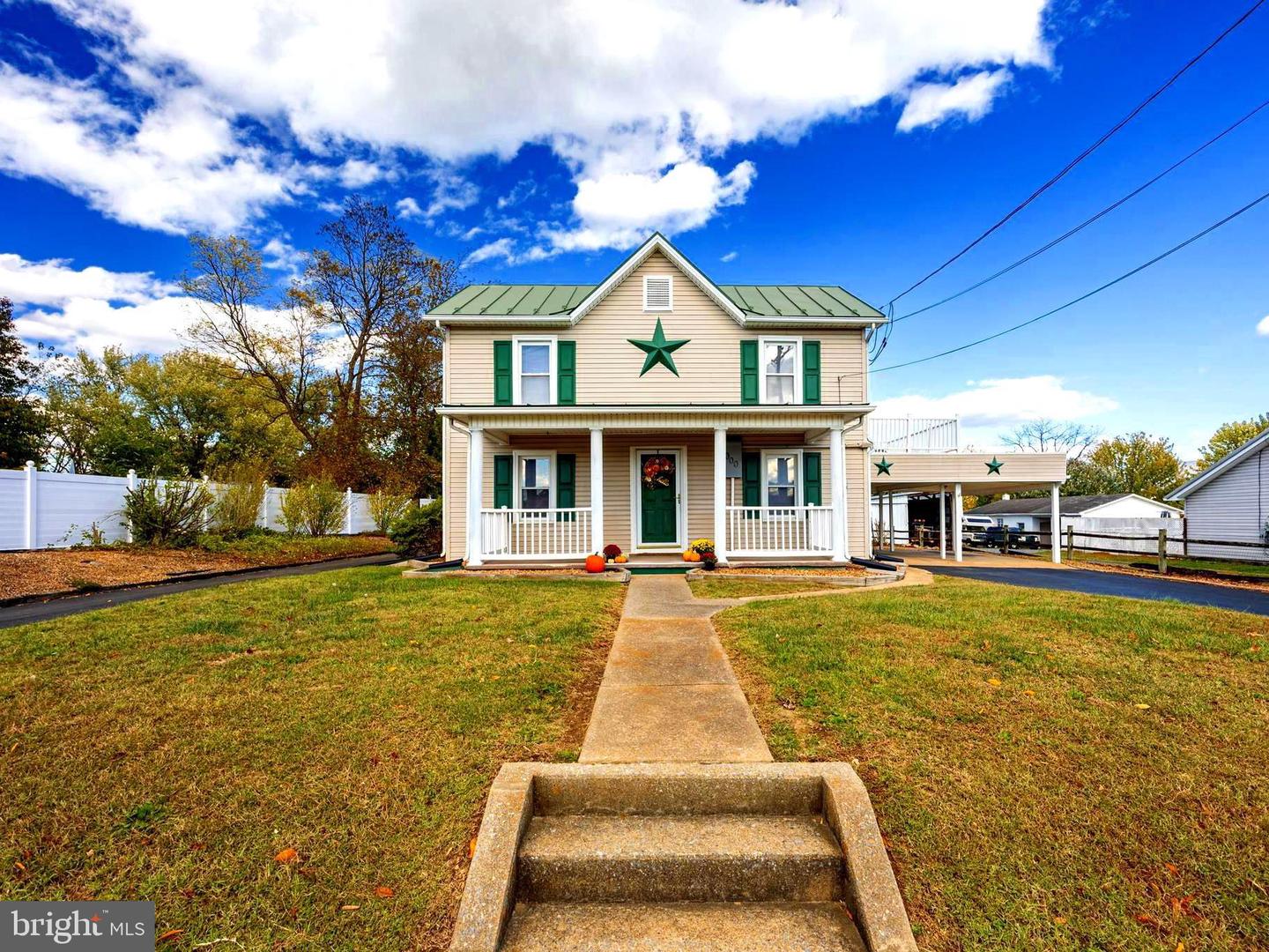 900 W MAIN ST, STANLEY, Virginia 22851, 2 Bedrooms Bedrooms, ,2 BathroomsBathrooms,Residential,For sale,900 W MAIN ST,VAPA2005460 MLS # VAPA2005460 900 W MAIN ST, STANLEY, Virginia 22851, 2 Bedrooms Bedrooms, ,2 BathroomsBathrooms,Residential,For sale,900 W MAIN ST,VAPA2005460 MLS # VAPA2005460