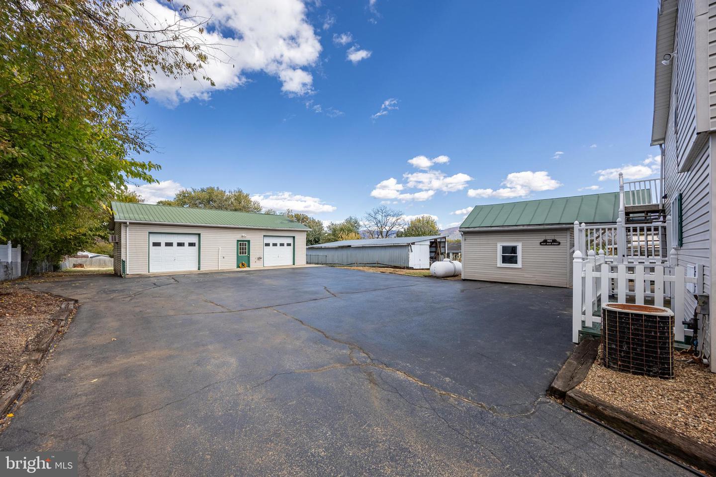 900 W MAIN ST, STANLEY, Virginia 22851, 2 Bedrooms Bedrooms, ,2 BathroomsBathrooms,Residential,For sale,900 W MAIN ST,VAPA2005460 MLS # VAPA2005460 900 W MAIN ST, STANLEY, Virginia 22851, 2 Bedrooms Bedrooms, ,2 BathroomsBathrooms,Residential,For sale,900 W MAIN ST,VAPA2005460 MLS # VAPA2005460