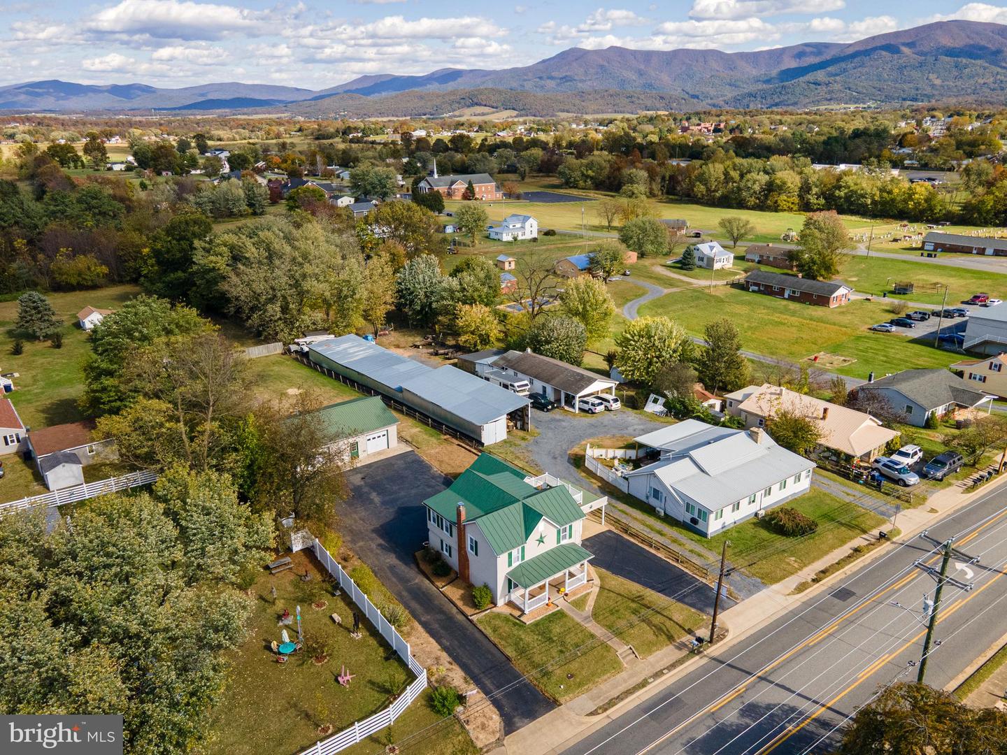 900 W MAIN ST, STANLEY, Virginia 22851, 2 Bedrooms Bedrooms, ,2 BathroomsBathrooms,Residential,For sale,900 W MAIN ST,VAPA2005460 MLS # VAPA2005460 900 W MAIN ST, STANLEY, Virginia 22851, 2 Bedrooms Bedrooms, ,2 BathroomsBathrooms,Residential,For sale,900 W MAIN ST,VAPA2005460 MLS # VAPA2005460