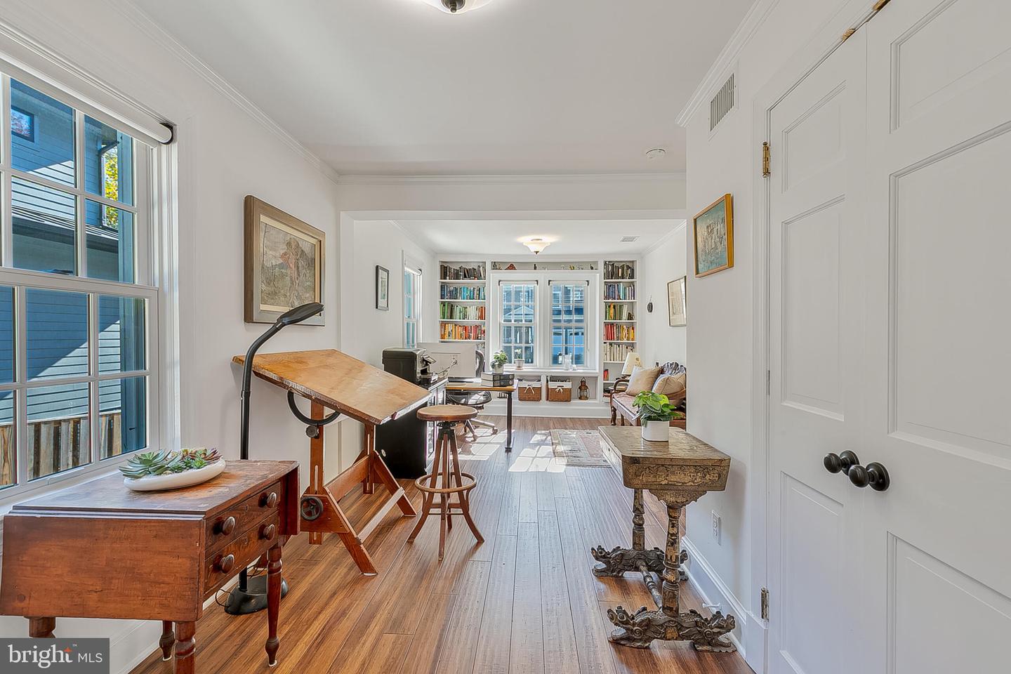 111 AYR HILL AVE NW, VIENNA, Virginia 22180, 5 Bedrooms Bedrooms, ,4 BathroomsBathrooms,Residential,For sale,111 AYR HILL AVE NW,VAFX2273080 MLS # VAFX2273080 111 AYR HILL AVE NW, VIENNA, Virginia 22180, 5 Bedrooms Bedrooms, ,4 BathroomsBathrooms,Residential,For sale,111 AYR HILL AVE NW,VAFX2273080 MLS # VAFX2273080