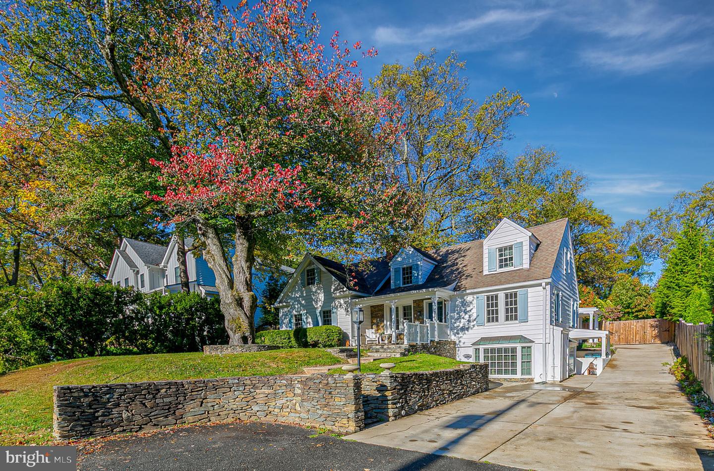 111 AYR HILL AVE NW, VIENNA, Virginia 22180, 5 Bedrooms Bedrooms, ,4 BathroomsBathrooms,Residential,For sale,111 AYR HILL AVE NW,VAFX2273080 MLS # VAFX2273080 111 AYR HILL AVE NW, VIENNA, Virginia 22180, 5 Bedrooms Bedrooms, ,4 BathroomsBathrooms,Residential,For sale,111 AYR HILL AVE NW,VAFX2273080 MLS # VAFX2273080