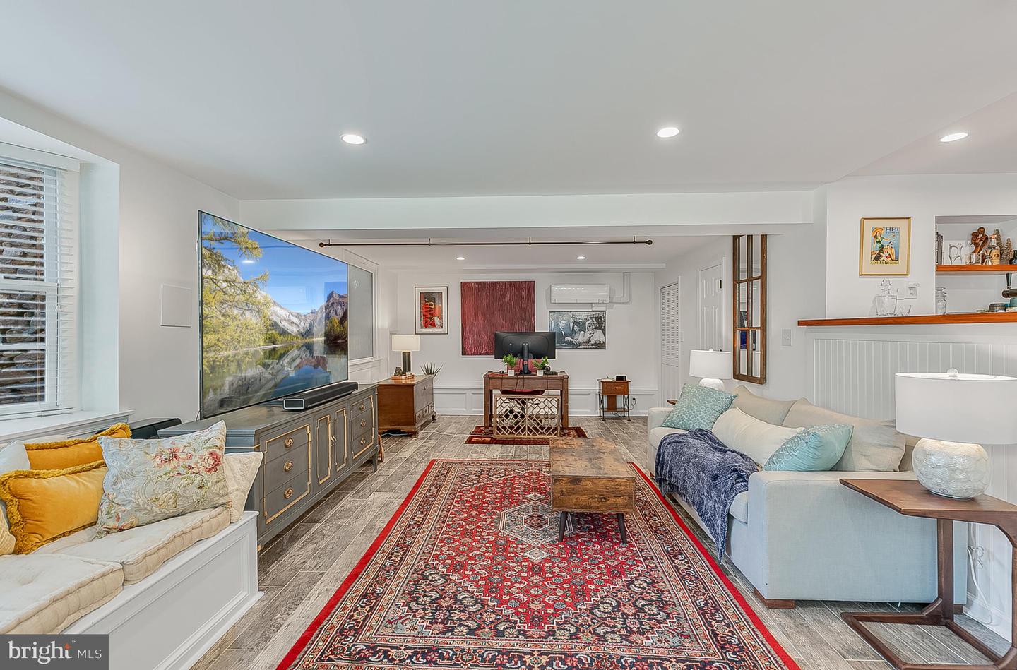 111 AYR HILL AVE NW, VIENNA, Virginia 22180, 5 Bedrooms Bedrooms, ,4 BathroomsBathrooms,Residential,For sale,111 AYR HILL AVE NW,VAFX2273080 MLS # VAFX2273080 111 AYR HILL AVE NW, VIENNA, Virginia 22180, 5 Bedrooms Bedrooms, ,4 BathroomsBathrooms,Residential,For sale,111 AYR HILL AVE NW,VAFX2273080 MLS # VAFX2273080