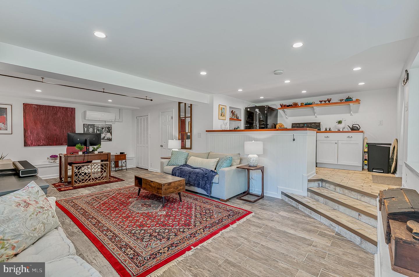 111 AYR HILL AVE NW, VIENNA, Virginia 22180, 5 Bedrooms Bedrooms, ,4 BathroomsBathrooms,Residential,For sale,111 AYR HILL AVE NW,VAFX2273080 MLS # VAFX2273080 111 AYR HILL AVE NW, VIENNA, Virginia 22180, 5 Bedrooms Bedrooms, ,4 BathroomsBathrooms,Residential,For sale,111 AYR HILL AVE NW,VAFX2273080 MLS # VAFX2273080