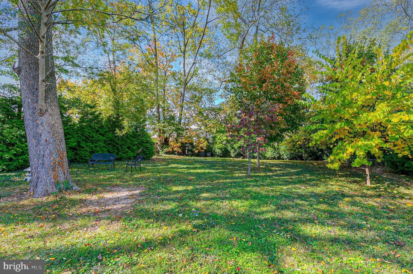 111 AYR HILL AVE NW, VIENNA, Virginia 22180, 5 Bedrooms Bedrooms, ,4 BathroomsBathrooms,Residential,For sale,111 AYR HILL AVE NW,VAFX2273080 MLS # VAFX2273080 111 AYR HILL AVE NW, VIENNA, Virginia 22180, 5 Bedrooms Bedrooms, ,4 BathroomsBathrooms,Residential,For sale,111 AYR HILL AVE NW,VAFX2273080 MLS # VAFX2273080
