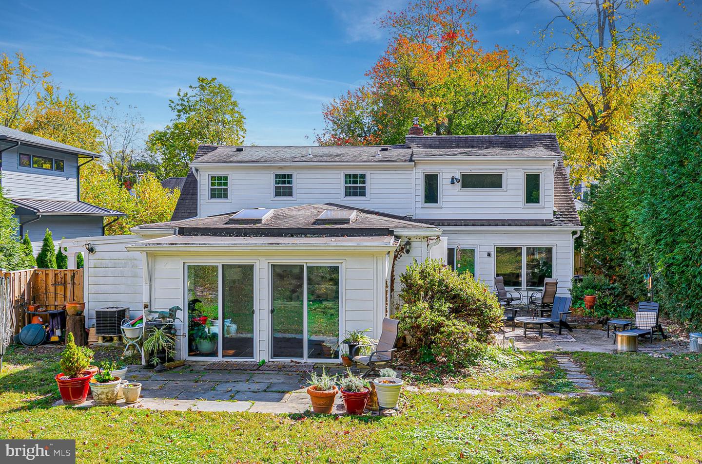111 AYR HILL AVE NW, VIENNA, Virginia 22180, 5 Bedrooms Bedrooms, ,4 BathroomsBathrooms,Residential,For sale,111 AYR HILL AVE NW,VAFX2273080 MLS # VAFX2273080 111 AYR HILL AVE NW, VIENNA, Virginia 22180, 5 Bedrooms Bedrooms, ,4 BathroomsBathrooms,Residential,For sale,111 AYR HILL AVE NW,VAFX2273080 MLS # VAFX2273080