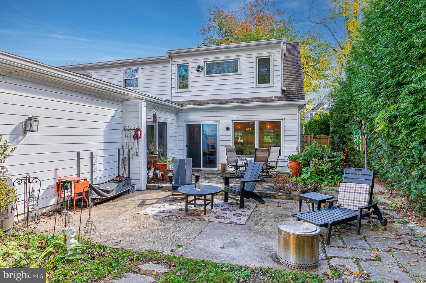 111 AYR HILL AVE NW, VIENNA, Virginia 22180, 5 Bedrooms Bedrooms, ,4 BathroomsBathrooms,Residential,For sale,111 AYR HILL AVE NW,VAFX2273080 MLS # VAFX2273080 111 AYR HILL AVE NW, VIENNA, Virginia 22180, 5 Bedrooms Bedrooms, ,4 BathroomsBathrooms,Residential,For sale,111 AYR HILL AVE NW,VAFX2273080 MLS # VAFX2273080