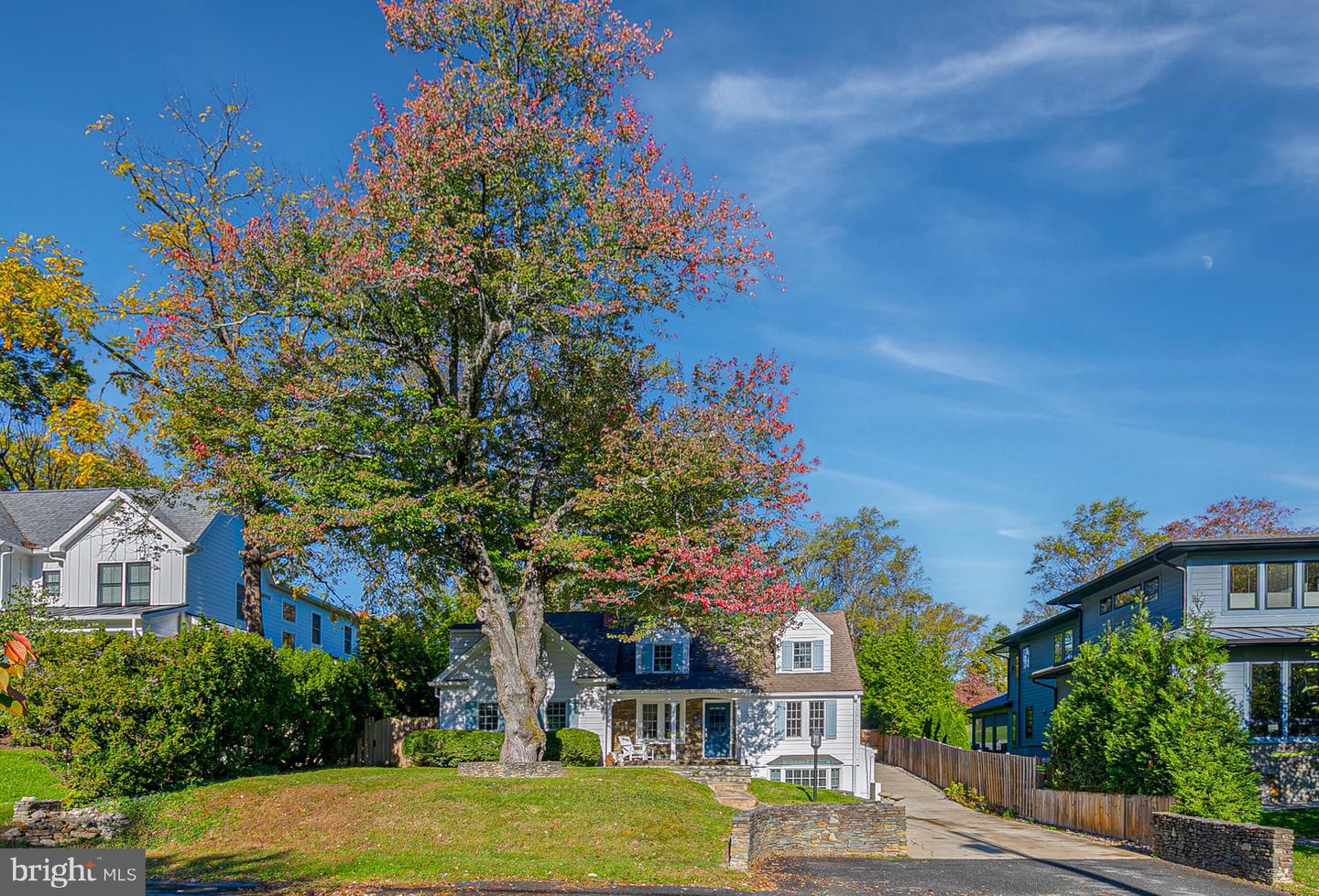 111 AYR HILL AVE NW, VIENNA, Virginia 22180, 5 Bedrooms Bedrooms, ,4 BathroomsBathrooms,Residential,For sale,111 AYR HILL AVE NW,VAFX2273080 MLS # VAFX2273080 111 AYR HILL AVE NW, VIENNA, Virginia 22180, 5 Bedrooms Bedrooms, ,4 BathroomsBathrooms,Residential,For sale,111 AYR HILL AVE NW,VAFX2273080 MLS # VAFX2273080