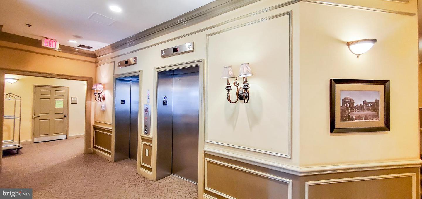 1001 N VERMONT ST #811, ARLINGTON, Virginia 22201, 1 Bedroom Bedrooms, 7 Rooms Rooms,1 BathroomBathrooms,Residential,For sale,1001 N VERMONT ST #811,VAAR2064640 MLS # VAAR2064640 1001 N VERMONT ST #811, ARLINGTON, Virginia 22201, 1 Bedroom Bedrooms, 7 Rooms Rooms,1 BathroomBathrooms,Residential,For sale,1001 N VERMONT ST #811,VAAR2064640 MLS # VAAR2064640