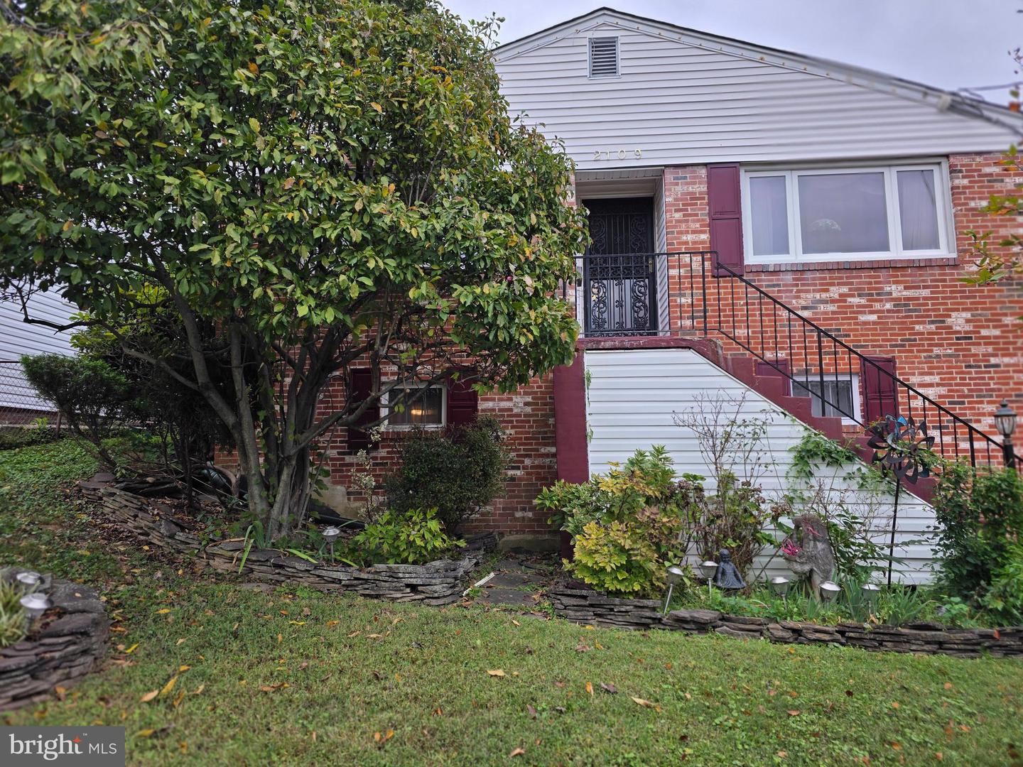 2109 S LOWELL ST, ARLINGTON, Virginia 22204, 4 Bedrooms Bedrooms, ,3 BathroomsBathrooms,Residential,For sale,2109 S LOWELL ST,VAAR2064654 MLS # VAAR2064654 2109 S LOWELL ST, ARLINGTON, Virginia 22204, 4 Bedrooms Bedrooms, ,3 BathroomsBathrooms,Residential,For sale,2109 S LOWELL ST,VAAR2064654 MLS # VAAR2064654