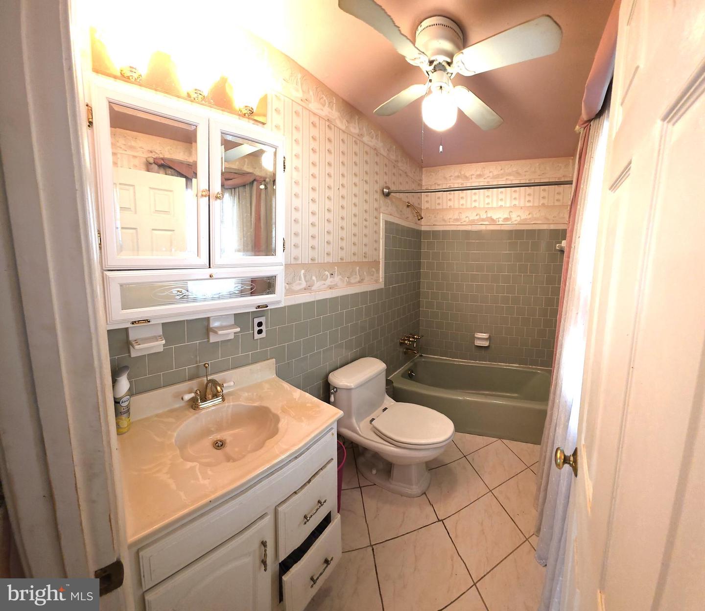 2109 S LOWELL ST, ARLINGTON, Virginia 22204, 4 Bedrooms Bedrooms, ,3 BathroomsBathrooms,Residential,For sale,2109 S LOWELL ST,VAAR2064654 MLS # VAAR2064654 2109 S LOWELL ST, ARLINGTON, Virginia 22204, 4 Bedrooms Bedrooms, ,3 BathroomsBathrooms,Residential,For sale,2109 S LOWELL ST,VAAR2064654 MLS # VAAR2064654
