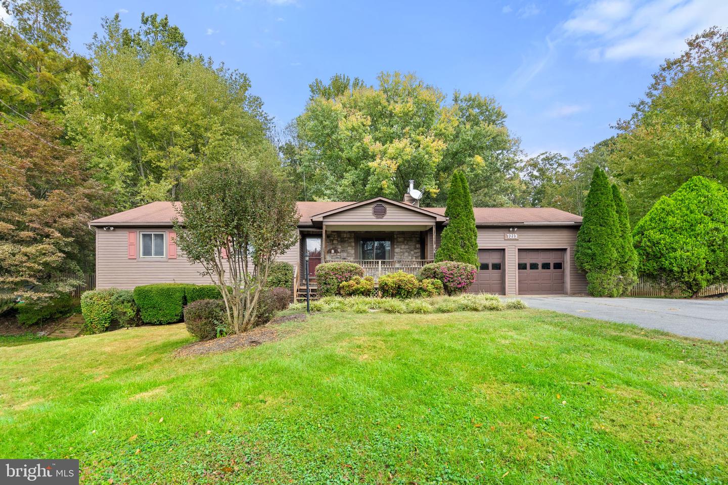 7213 N STARCREST DR, WARRENTON, Virginia 20187, 3 Bedrooms Bedrooms, ,3 BathroomsBathrooms,Residential,For sale,7213 N STARCREST DR,VAFQ2019320 MLS # VAFQ2019320 7213 N STARCREST DR, WARRENTON, Virginia 20187, 3 Bedrooms Bedrooms, ,3 BathroomsBathrooms,Residential,For sale,7213 N STARCREST DR,VAFQ2019320 MLS # VAFQ2019320