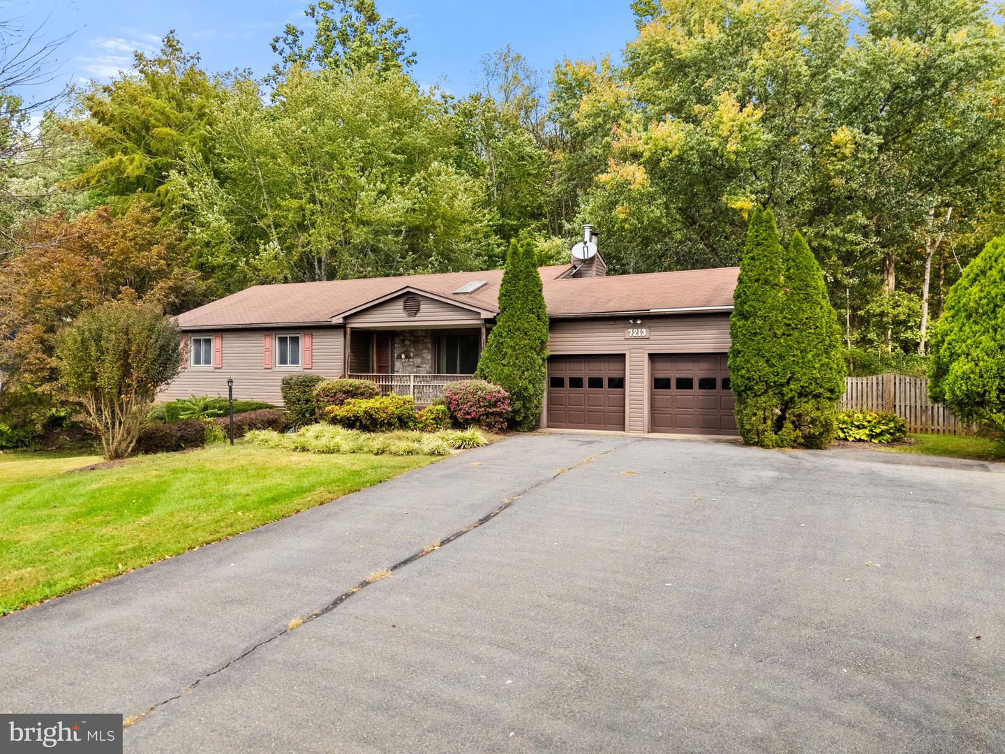 7213 N STARCREST DR, WARRENTON, Virginia 20187, 3 Bedrooms Bedrooms, ,3 BathroomsBathrooms,Residential,For sale,7213 N STARCREST DR,VAFQ2019320 MLS # VAFQ2019320 7213 N STARCREST DR, WARRENTON, Virginia 20187, 3 Bedrooms Bedrooms, ,3 BathroomsBathrooms,Residential,For sale,7213 N STARCREST DR,VAFQ2019320 MLS # VAFQ2019320