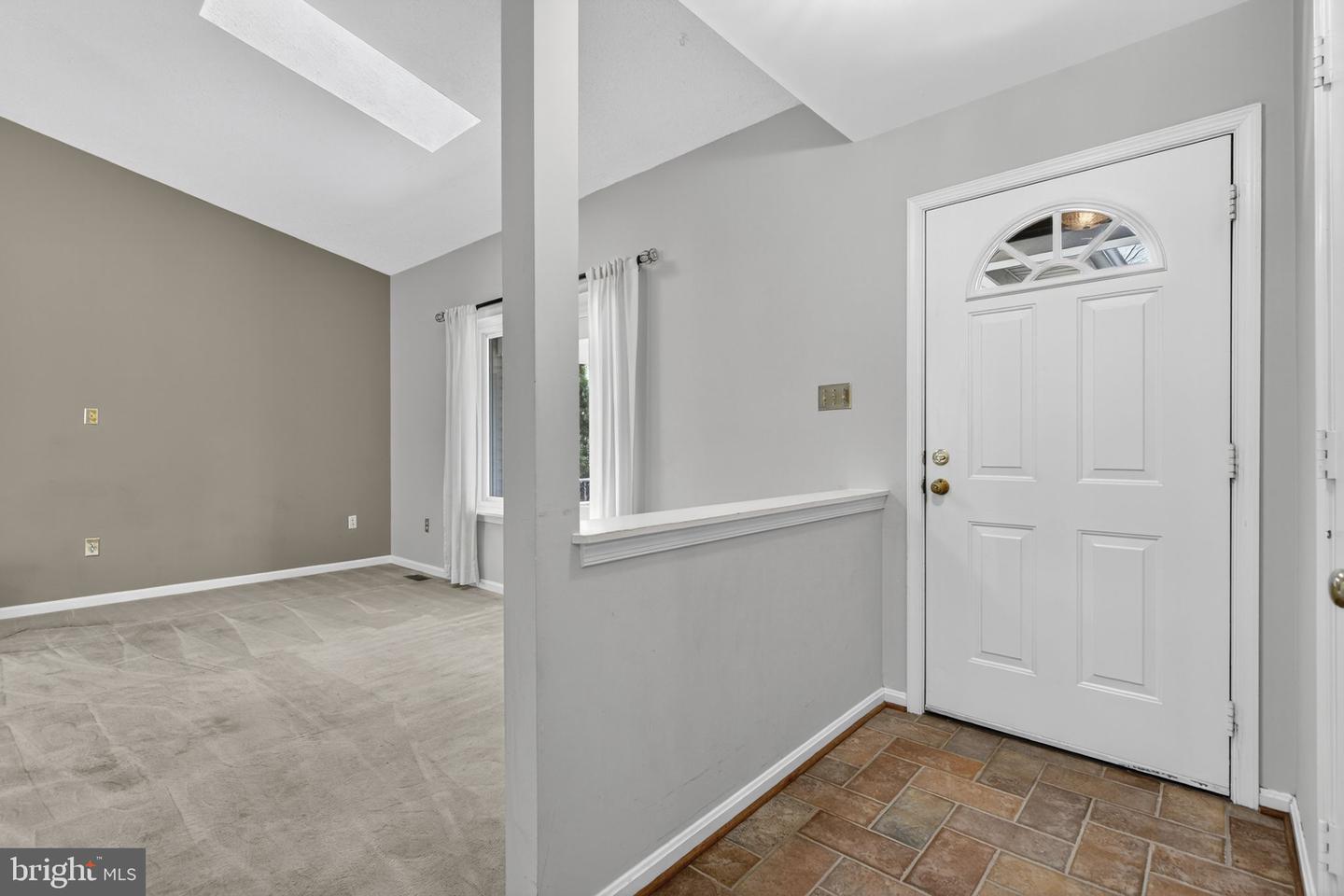 7213 N STARCREST DR, WARRENTON, Virginia 20187, 3 Bedrooms Bedrooms, ,3 BathroomsBathrooms,Residential,For sale,7213 N STARCREST DR,VAFQ2019320 MLS # VAFQ2019320 7213 N STARCREST DR, WARRENTON, Virginia 20187, 3 Bedrooms Bedrooms, ,3 BathroomsBathrooms,Residential,For sale,7213 N STARCREST DR,VAFQ2019320 MLS # VAFQ2019320