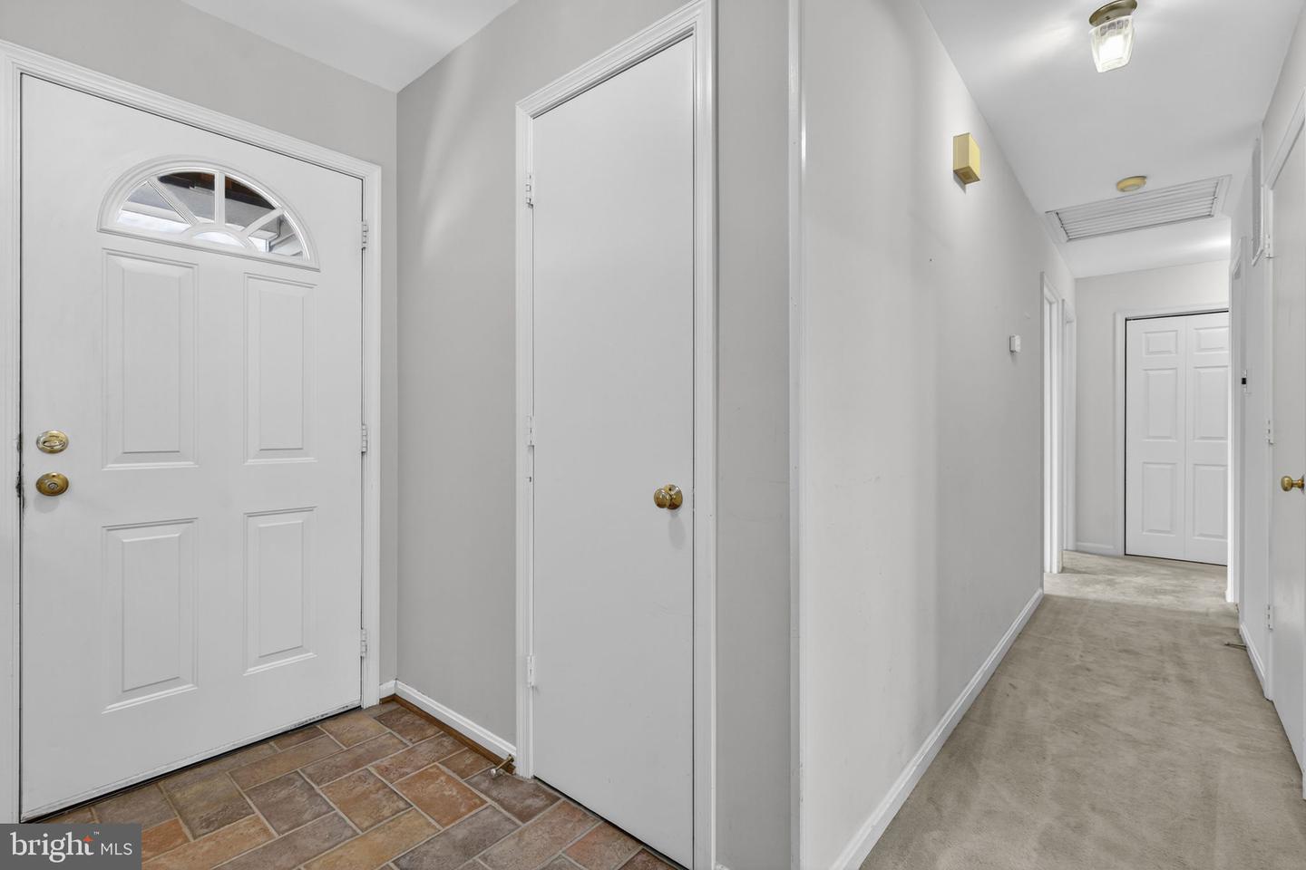 7213 N STARCREST DR, WARRENTON, Virginia 20187, 3 Bedrooms Bedrooms, ,3 BathroomsBathrooms,Residential,For sale,7213 N STARCREST DR,VAFQ2019320 MLS # VAFQ2019320 7213 N STARCREST DR, WARRENTON, Virginia 20187, 3 Bedrooms Bedrooms, ,3 BathroomsBathrooms,Residential,For sale,7213 N STARCREST DR,VAFQ2019320 MLS # VAFQ2019320