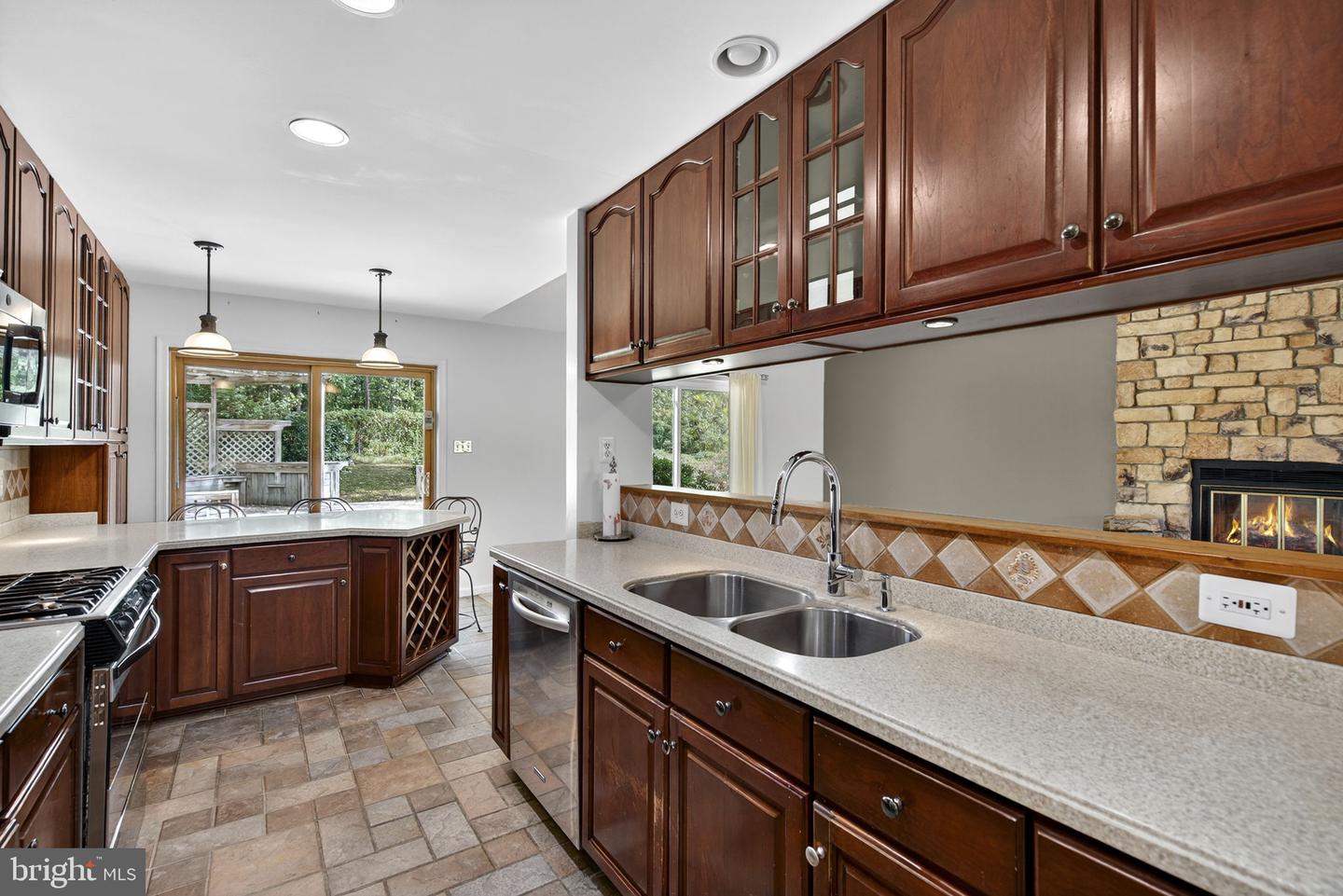 7213 N STARCREST DR, WARRENTON, Virginia 20187, 3 Bedrooms Bedrooms, ,3 BathroomsBathrooms,Residential,For sale,7213 N STARCREST DR,VAFQ2019320 MLS # VAFQ2019320 7213 N STARCREST DR, WARRENTON, Virginia 20187, 3 Bedrooms Bedrooms, ,3 BathroomsBathrooms,Residential,For sale,7213 N STARCREST DR,VAFQ2019320 MLS # VAFQ2019320