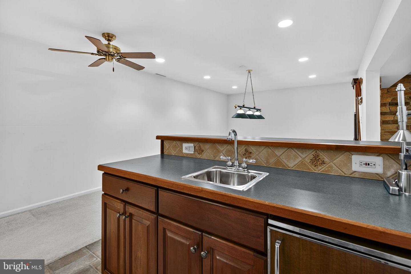7213 N STARCREST DR, WARRENTON, Virginia 20187, 3 Bedrooms Bedrooms, ,3 BathroomsBathrooms,Residential,For sale,7213 N STARCREST DR,VAFQ2019320 MLS # VAFQ2019320 7213 N STARCREST DR, WARRENTON, Virginia 20187, 3 Bedrooms Bedrooms, ,3 BathroomsBathrooms,Residential,For sale,7213 N STARCREST DR,VAFQ2019320 MLS # VAFQ2019320