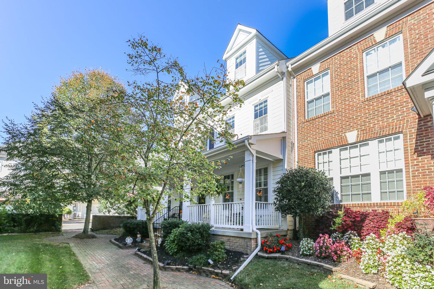 13818 CUSTIS SQ, WOODBRIDGE, Virginia 22191, 4 Bedrooms Bedrooms, ,3 BathroomsBathrooms,Residential,For sale,13818 CUSTIS SQ,VAPW2105628 MLS # VAPW2105628 13818 CUSTIS SQ, WOODBRIDGE, Virginia 22191, 4 Bedrooms Bedrooms, ,3 BathroomsBathrooms,Residential,For sale,13818 CUSTIS SQ,VAPW2105628 MLS # VAPW2105628