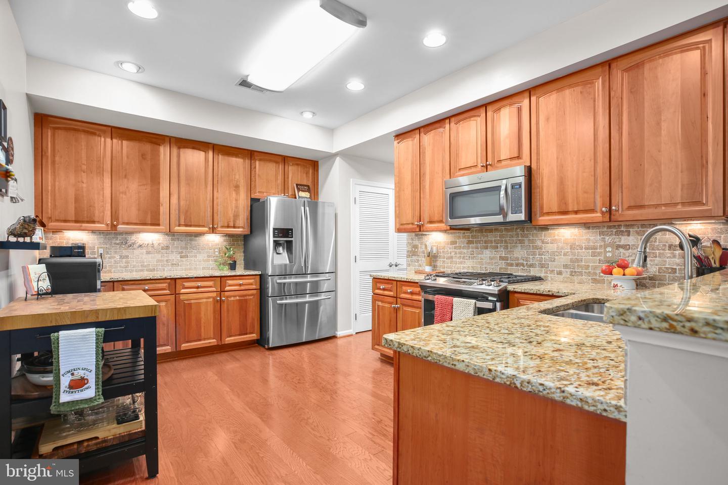 13818 CUSTIS SQ, WOODBRIDGE, Virginia 22191, 4 Bedrooms Bedrooms, ,3 BathroomsBathrooms,Residential,For sale,13818 CUSTIS SQ,VAPW2105628 MLS # VAPW2105628 13818 CUSTIS SQ, WOODBRIDGE, Virginia 22191, 4 Bedrooms Bedrooms, ,3 BathroomsBathrooms,Residential,For sale,13818 CUSTIS SQ,VAPW2105628 MLS # VAPW2105628