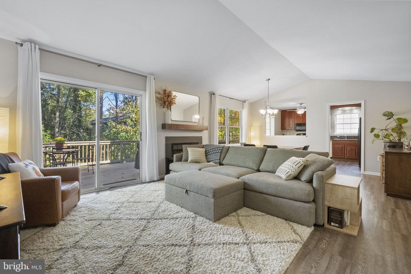 488 MONTALTO DR, HERNDON, Virginia 20170, 4 Bedrooms Bedrooms, ,3 BathroomsBathrooms,Residential,For sale,488 MONTALTO DR,VAFX2273422 MLS # VAFX2273422 488 MONTALTO DR, HERNDON, Virginia 20170, 4 Bedrooms Bedrooms, ,3 BathroomsBathrooms,Residential,For sale,488 MONTALTO DR,VAFX2273422 MLS # VAFX2273422