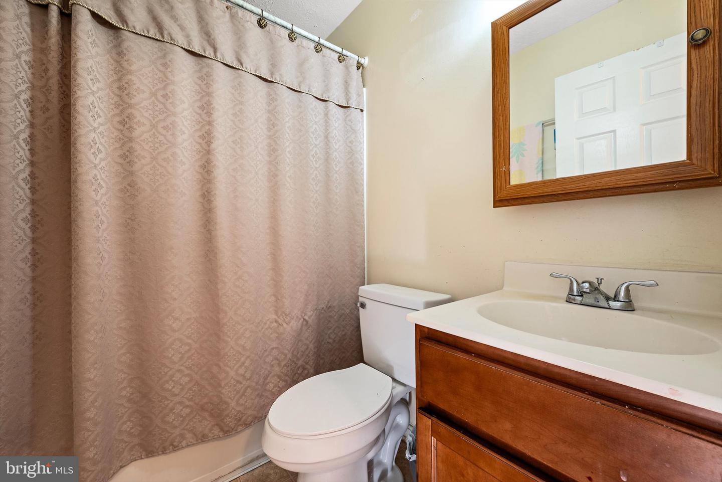 225 NOTTOWAY DR, STEPHENS CITY, Virginia 22655, 3 Bedrooms Bedrooms, ,1 BathroomBathrooms,Residential,For sale,225 NOTTOWAY DR,VAFV2037316 MLS # VAFV2037316 225 NOTTOWAY DR, STEPHENS CITY, Virginia 22655, 3 Bedrooms Bedrooms, ,1 BathroomBathrooms,Residential,For sale,225 NOTTOWAY DR,VAFV2037316 MLS # VAFV2037316