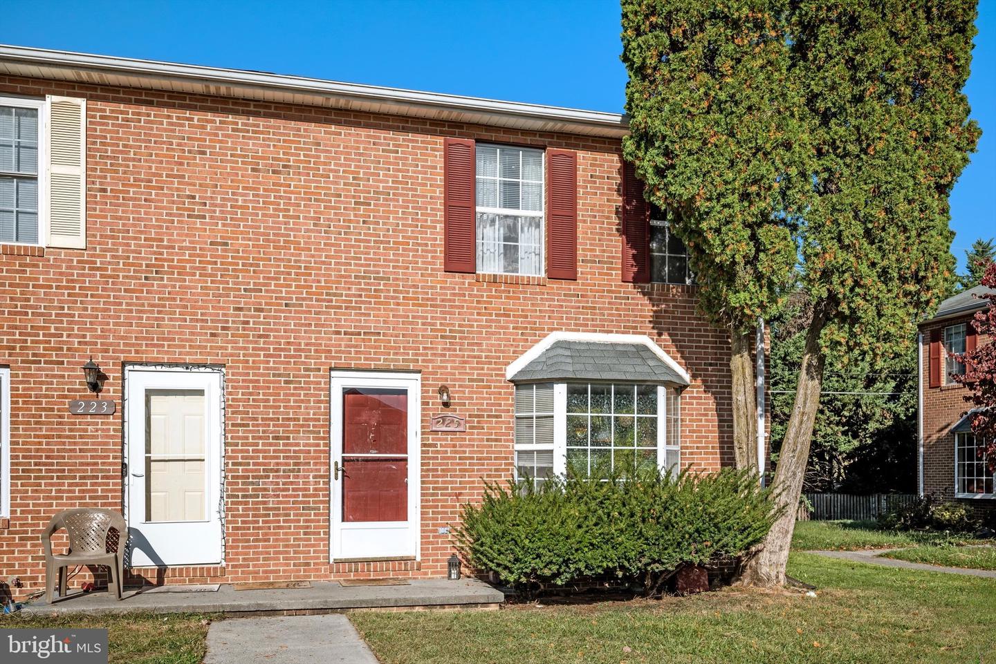 225 NOTTOWAY DR, STEPHENS CITY, Virginia 22655, 3 Bedrooms Bedrooms, ,1 BathroomBathrooms,Residential,For sale,225 NOTTOWAY DR,VAFV2037316 MLS # VAFV2037316 225 NOTTOWAY DR, STEPHENS CITY, Virginia 22655, 3 Bedrooms Bedrooms, ,1 BathroomBathrooms,Residential,For sale,225 NOTTOWAY DR,VAFV2037316 MLS # VAFV2037316