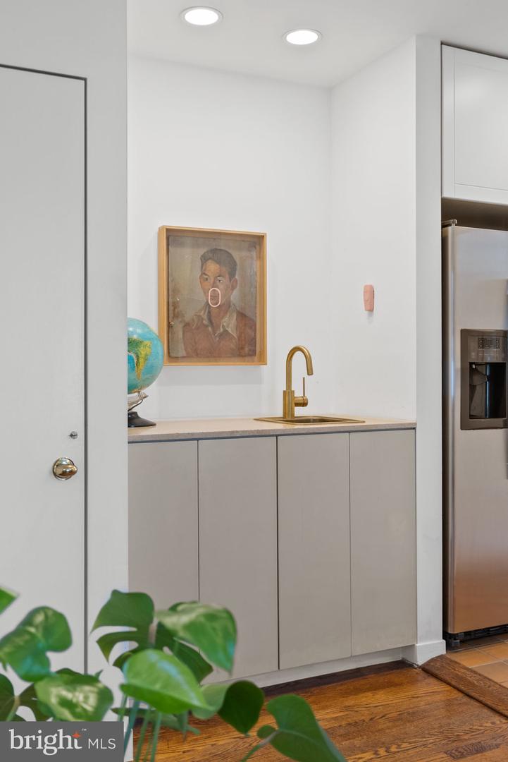 3217 RESERVOIR RD NW, WASHINGTON, District Of Columbia 20007, 3 Bedrooms Bedrooms, ,3 BathroomsBathrooms,Residential,For sale,3217 RESERVOIR RD NW,DCDC2226854 MLS # DCDC2226854 3217 RESERVOIR RD NW, WASHINGTON, District Of Columbia 20007, 3 Bedrooms Bedrooms, ,3 BathroomsBathrooms,Residential,For sale,3217 RESERVOIR RD NW,DCDC2226854 MLS # DCDC2226854