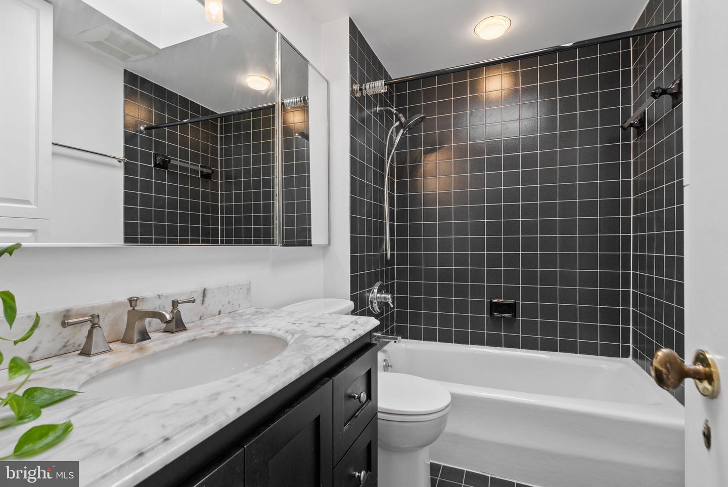 3217 RESERVOIR RD NW, WASHINGTON, District Of Columbia 20007, 3 Bedrooms Bedrooms, ,3 BathroomsBathrooms,Residential,For sale,3217 RESERVOIR RD NW,DCDC2226854 MLS # DCDC2226854 3217 RESERVOIR RD NW, WASHINGTON, District Of Columbia 20007, 3 Bedrooms Bedrooms, ,3 BathroomsBathrooms,Residential,For sale,3217 RESERVOIR RD NW,DCDC2226854 MLS # DCDC2226854