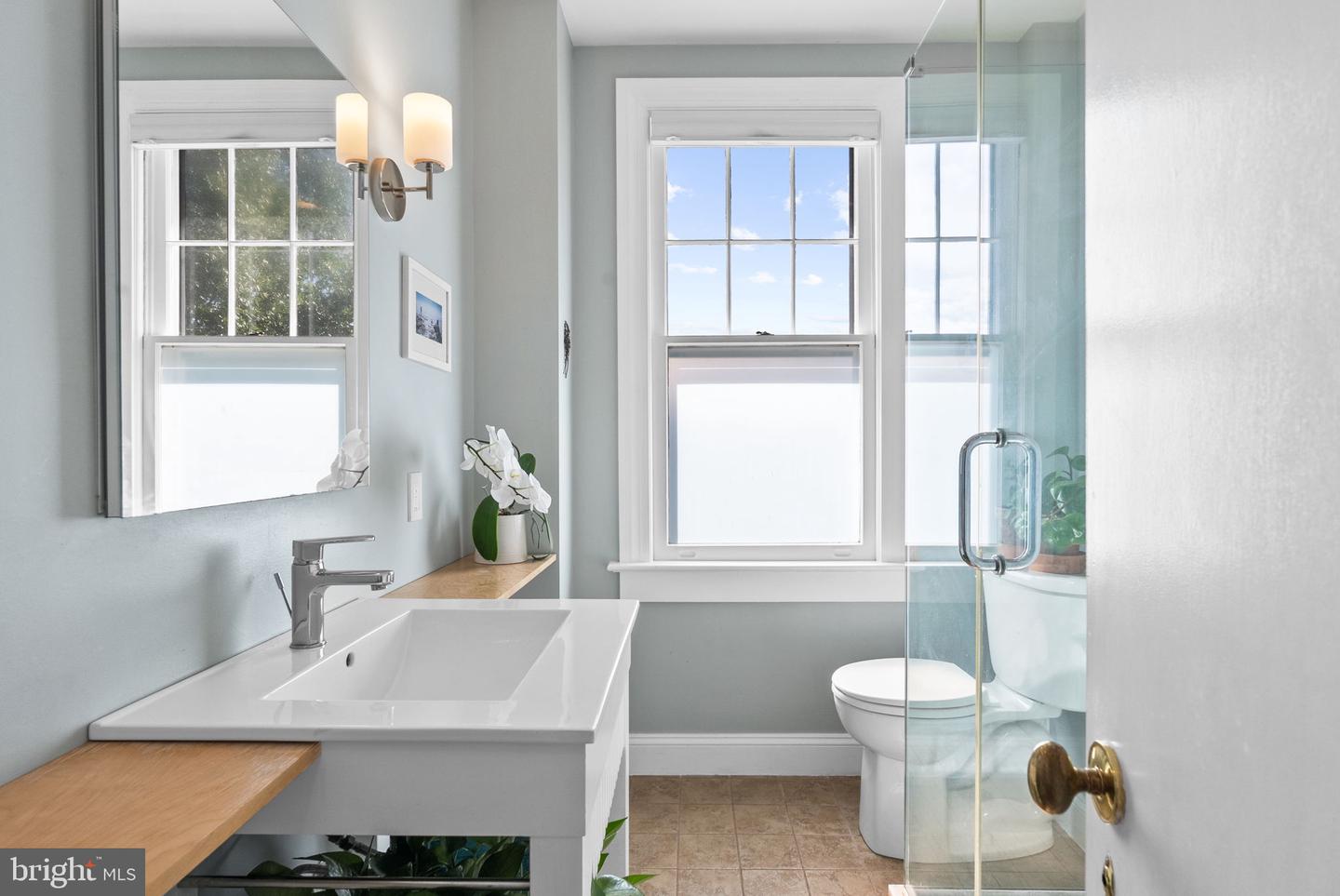 3217 RESERVOIR RD NW, WASHINGTON, District Of Columbia 20007, 3 Bedrooms Bedrooms, ,3 BathroomsBathrooms,Residential,For sale,3217 RESERVOIR RD NW,DCDC2226854 MLS # DCDC2226854 3217 RESERVOIR RD NW, WASHINGTON, District Of Columbia 20007, 3 Bedrooms Bedrooms, ,3 BathroomsBathrooms,Residential,For sale,3217 RESERVOIR RD NW,DCDC2226854 MLS # DCDC2226854