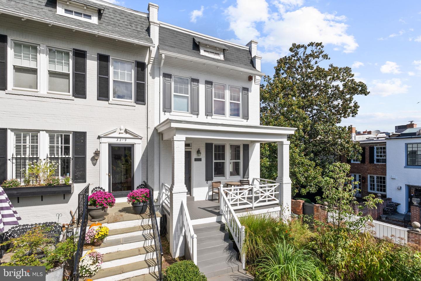 3217 RESERVOIR RD NW, WASHINGTON, District Of Columbia 20007, 3 Bedrooms Bedrooms, ,3 BathroomsBathrooms,Residential,For sale,3217 RESERVOIR RD NW,DCDC2226854 MLS # DCDC2226854 3217 RESERVOIR RD NW, WASHINGTON, District Of Columbia 20007, 3 Bedrooms Bedrooms, ,3 BathroomsBathrooms,Residential,For sale,3217 RESERVOIR RD NW,DCDC2226854 MLS # DCDC2226854