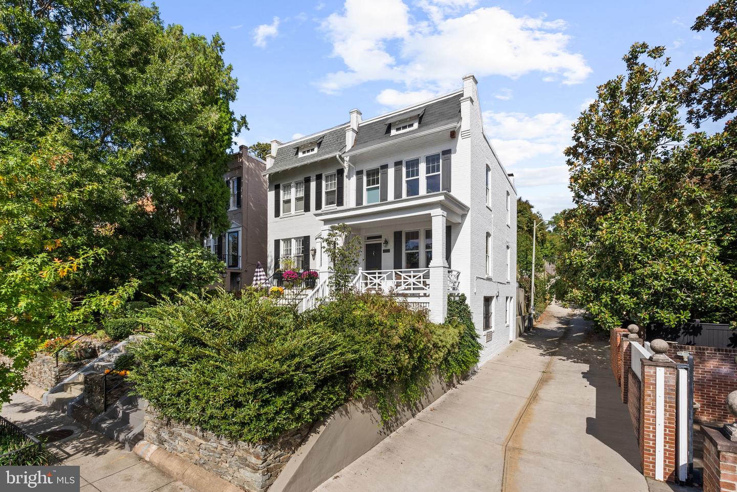 3217 RESERVOIR RD NW, WASHINGTON, District Of Columbia 20007, 3 Bedrooms Bedrooms, ,3 BathroomsBathrooms,Residential,For sale,3217 RESERVOIR RD NW,DCDC2226854 MLS # DCDC2226854 3217 RESERVOIR RD NW, WASHINGTON, District Of Columbia 20007, 3 Bedrooms Bedrooms, ,3 BathroomsBathrooms,Residential,For sale,3217 RESERVOIR RD NW,DCDC2226854 MLS # DCDC2226854