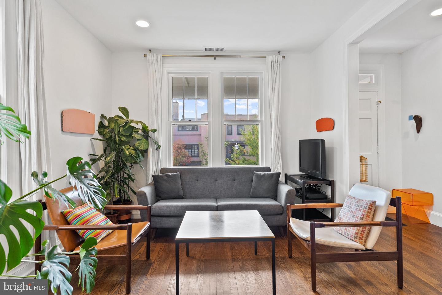 3217 RESERVOIR RD NW, WASHINGTON, District Of Columbia 20007, 3 Bedrooms Bedrooms, ,3 BathroomsBathrooms,Residential,For sale,3217 RESERVOIR RD NW,DCDC2226854 MLS # DCDC2226854 3217 RESERVOIR RD NW, WASHINGTON, District Of Columbia 20007, 3 Bedrooms Bedrooms, ,3 BathroomsBathrooms,Residential,For sale,3217 RESERVOIR RD NW,DCDC2226854 MLS # DCDC2226854
