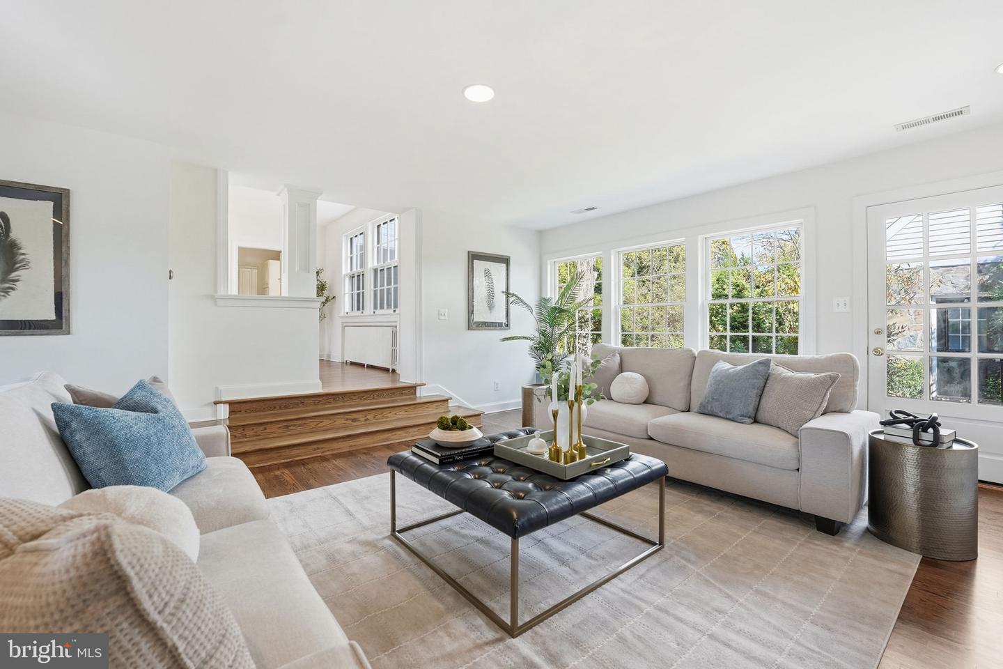 3225 N GLEBE RD, ARLINGTON, Virginia 22207, 5 Bedrooms Bedrooms, ,4 BathroomsBathrooms,Residential,For sale,3225 N GLEBE RD,VAAR2064802 MLS # VAAR2064802 3225 N GLEBE RD, ARLINGTON, Virginia 22207, 5 Bedrooms Bedrooms, ,4 BathroomsBathrooms,Residential,For sale,3225 N GLEBE RD,VAAR2064802 MLS # VAAR2064802
