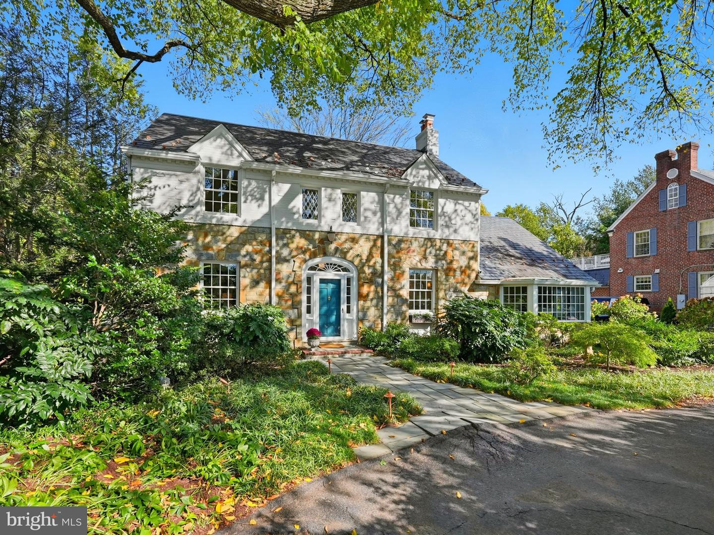 3225 N GLEBE RD, ARLINGTON, Virginia 22207, 5 Bedrooms Bedrooms, ,4 BathroomsBathrooms,Residential,For sale,3225 N GLEBE RD,VAAR2064802 MLS # VAAR2064802 3225 N GLEBE RD, ARLINGTON, Virginia 22207, 5 Bedrooms Bedrooms, ,4 BathroomsBathrooms,Residential,For sale,3225 N GLEBE RD,VAAR2064802 MLS # VAAR2064802