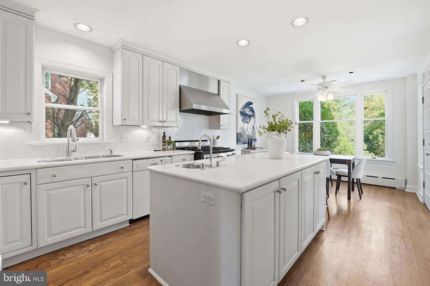3225 N GLEBE RD, ARLINGTON, Virginia 22207, 5 Bedrooms Bedrooms, ,4 BathroomsBathrooms,Residential,For sale,3225 N GLEBE RD,VAAR2064802 MLS # VAAR2064802 3225 N GLEBE RD, ARLINGTON, Virginia 22207, 5 Bedrooms Bedrooms, ,4 BathroomsBathrooms,Residential,For sale,3225 N GLEBE RD,VAAR2064802 MLS # VAAR2064802