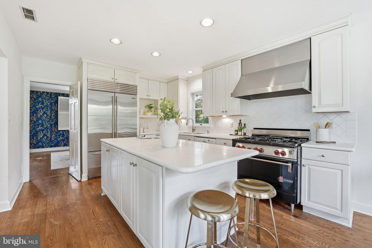 3225 N GLEBE RD, ARLINGTON, Virginia 22207, 5 Bedrooms Bedrooms, ,4 BathroomsBathrooms,Residential,For sale,3225 N GLEBE RD,VAAR2064802 MLS # VAAR2064802 3225 N GLEBE RD, ARLINGTON, Virginia 22207, 5 Bedrooms Bedrooms, ,4 BathroomsBathrooms,Residential,For sale,3225 N GLEBE RD,VAAR2064802 MLS # VAAR2064802