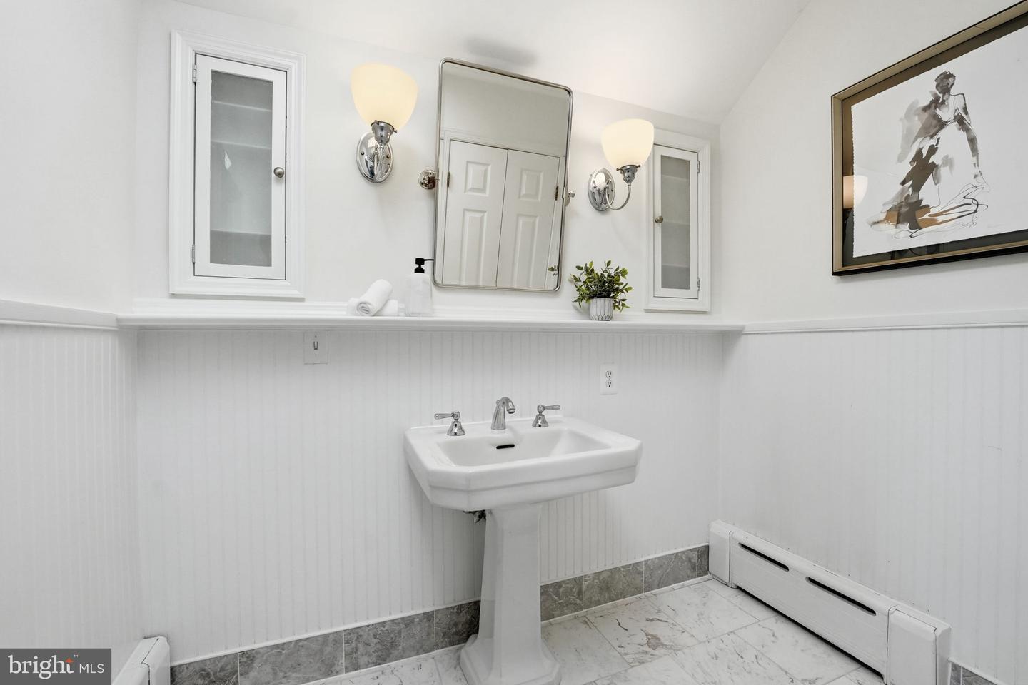 3225 N GLEBE RD, ARLINGTON, Virginia 22207, 5 Bedrooms Bedrooms, ,4 BathroomsBathrooms,Residential,For sale,3225 N GLEBE RD,VAAR2064802 MLS # VAAR2064802 3225 N GLEBE RD, ARLINGTON, Virginia 22207, 5 Bedrooms Bedrooms, ,4 BathroomsBathrooms,Residential,For sale,3225 N GLEBE RD,VAAR2064802 MLS # VAAR2064802