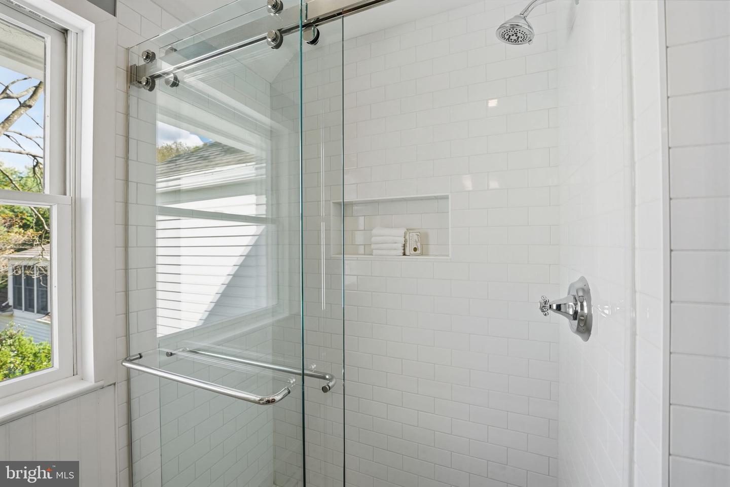 3225 N GLEBE RD, ARLINGTON, Virginia 22207, 5 Bedrooms Bedrooms, ,4 BathroomsBathrooms,Residential,For sale,3225 N GLEBE RD,VAAR2064802 MLS # VAAR2064802 3225 N GLEBE RD, ARLINGTON, Virginia 22207, 5 Bedrooms Bedrooms, ,4 BathroomsBathrooms,Residential,For sale,3225 N GLEBE RD,VAAR2064802 MLS # VAAR2064802