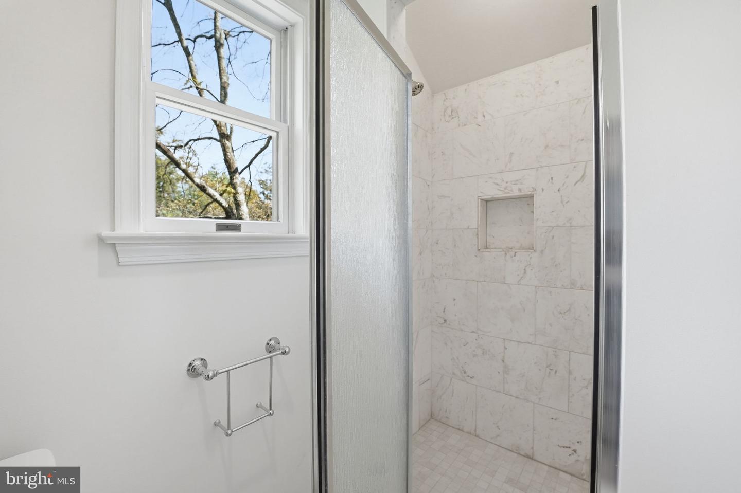 3225 N GLEBE RD, ARLINGTON, Virginia 22207, 5 Bedrooms Bedrooms, ,4 BathroomsBathrooms,Residential,For sale,3225 N GLEBE RD,VAAR2064802 MLS # VAAR2064802 3225 N GLEBE RD, ARLINGTON, Virginia 22207, 5 Bedrooms Bedrooms, ,4 BathroomsBathrooms,Residential,For sale,3225 N GLEBE RD,VAAR2064802 MLS # VAAR2064802