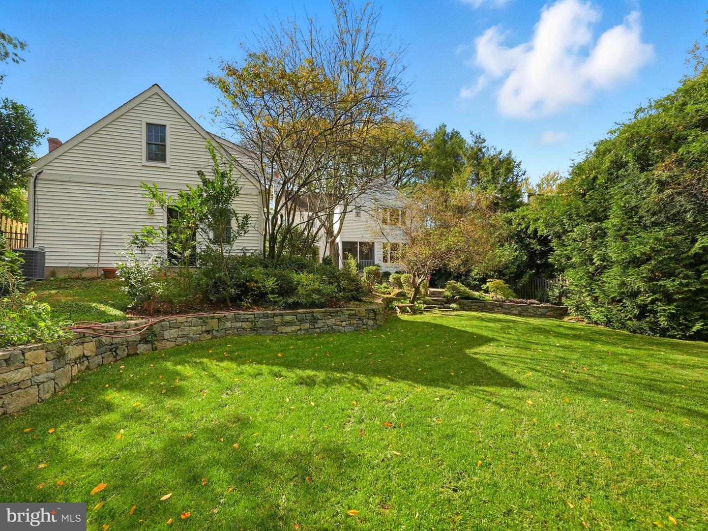 3225 N GLEBE RD, ARLINGTON, Virginia 22207, 5 Bedrooms Bedrooms, ,4 BathroomsBathrooms,Residential,For sale,3225 N GLEBE RD,VAAR2064802 MLS # VAAR2064802 3225 N GLEBE RD, ARLINGTON, Virginia 22207, 5 Bedrooms Bedrooms, ,4 BathroomsBathrooms,Residential,For sale,3225 N GLEBE RD,VAAR2064802 MLS # VAAR2064802