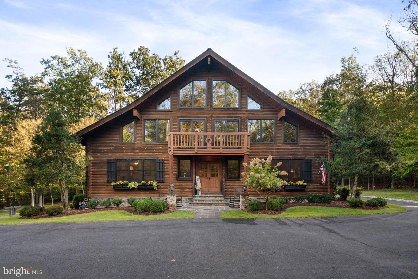 4791 WINTERGREEN CT, WOODBRIDGE, Virginia 22192, 5 Bedrooms Bedrooms, 13 Rooms Rooms,3 BathroomsBathrooms,Residential,For sale,4791 WINTERGREEN CT,VAPW2105816 MLS # VAPW2105816 4791 WINTERGREEN CT, WOODBRIDGE, Virginia 22192, 5 Bedrooms Bedrooms, 13 Rooms Rooms,3 BathroomsBathrooms,Residential,For sale,4791 WINTERGREEN CT,VAPW2105816 MLS # VAPW2105816