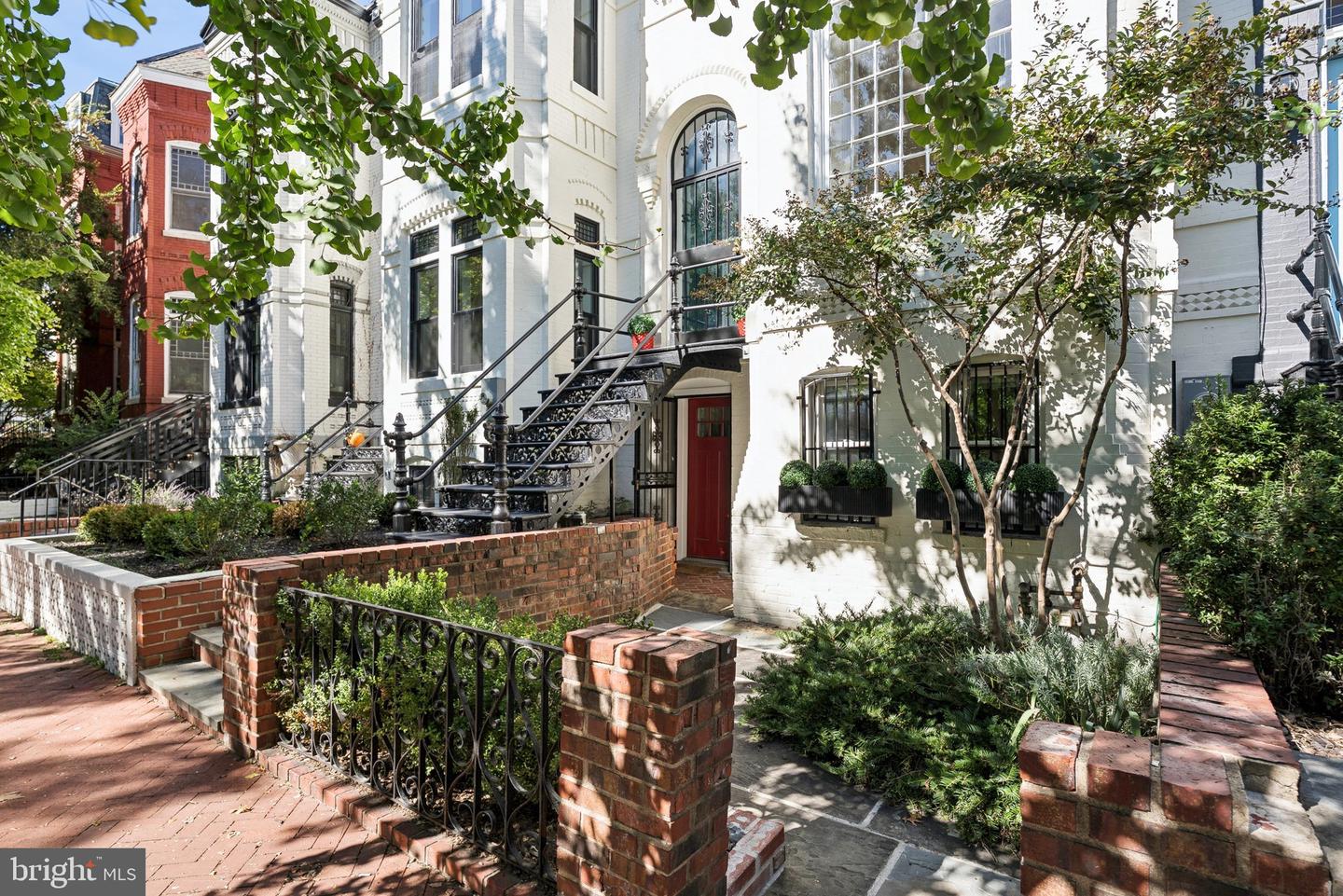 1517 CORCORAN ST NW, WASHINGTON, District Of Columbia 20009, 5 Bedrooms Bedrooms, ,4 BathroomsBathrooms,Residential,For sale,1517 CORCORAN ST NW,DCDC2226730 MLS # DCDC2226730 1517 CORCORAN ST NW, WASHINGTON, District Of Columbia 20009, 5 Bedrooms Bedrooms, ,4 BathroomsBathrooms,Residential,For sale,1517 CORCORAN ST NW,DCDC2226730 MLS # DCDC2226730