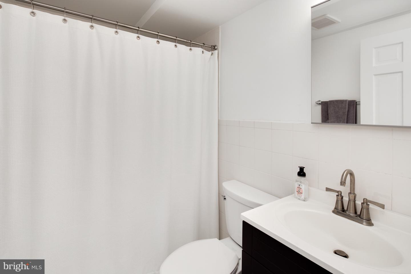 1517 CORCORAN ST NW, WASHINGTON, District Of Columbia 20009, 5 Bedrooms Bedrooms, ,4 BathroomsBathrooms,Residential,For sale,1517 CORCORAN ST NW,DCDC2226730 MLS # DCDC2226730 1517 CORCORAN ST NW, WASHINGTON, District Of Columbia 20009, 5 Bedrooms Bedrooms, ,4 BathroomsBathrooms,Residential,For sale,1517 CORCORAN ST NW,DCDC2226730 MLS # DCDC2226730